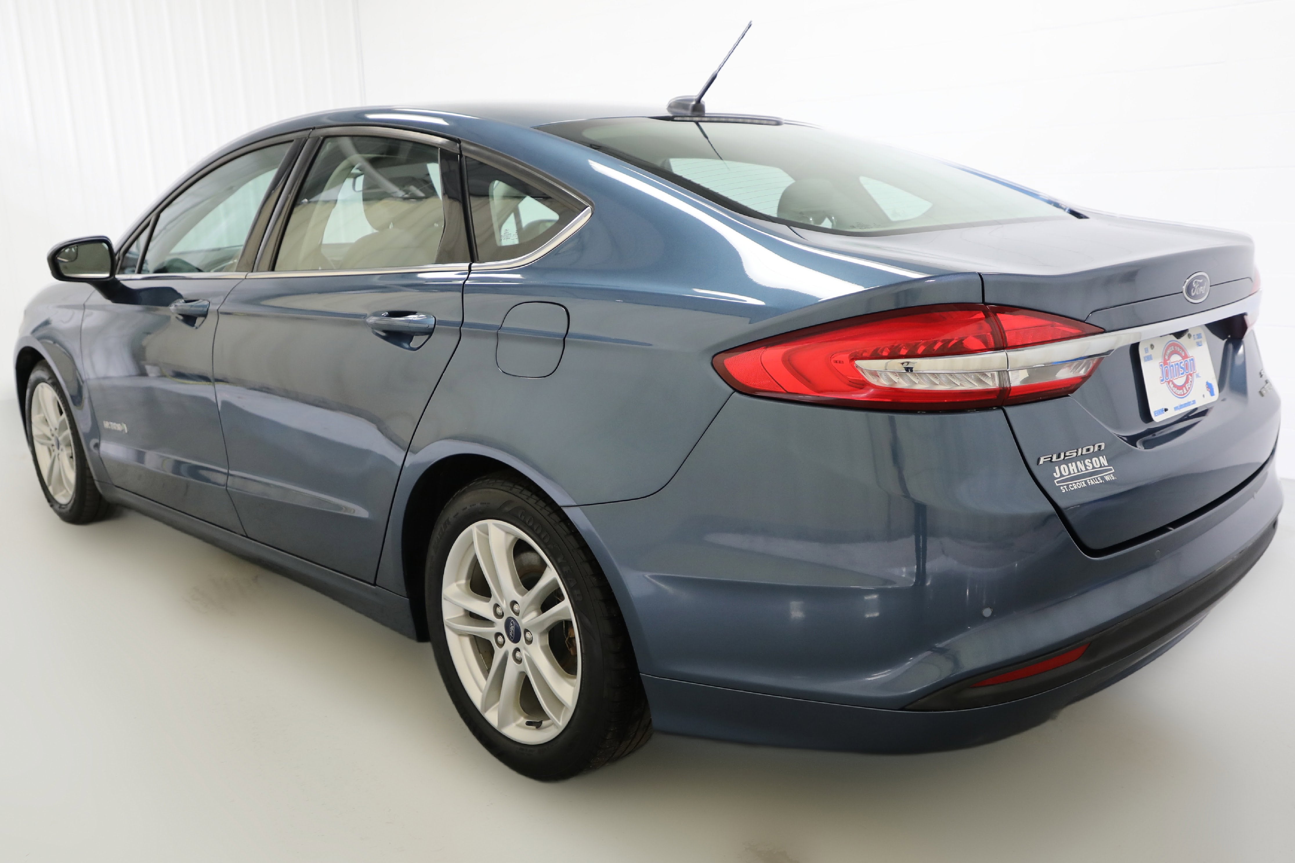 2018 Ford Fusion Hybrid SE