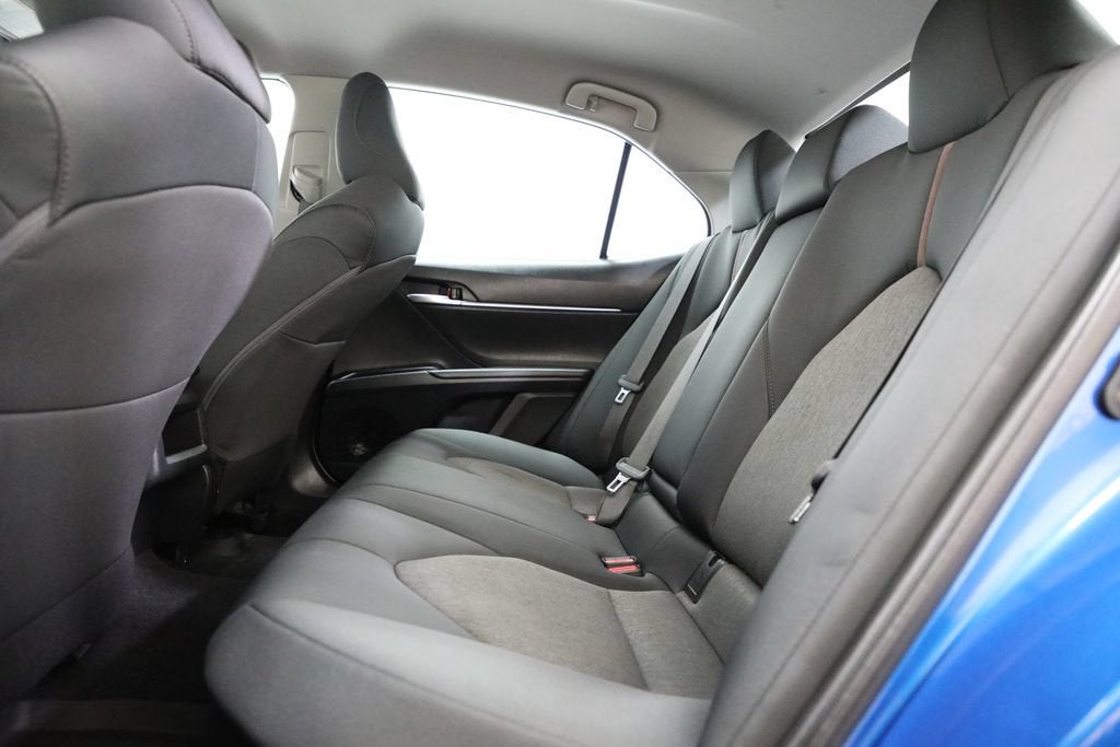 2020 Toyota Camry LE Hybrid