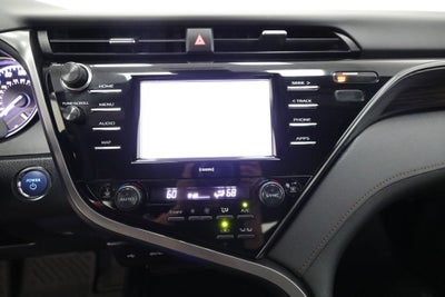 2020 Toyota Camry LE Hybrid