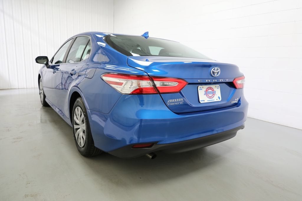 2020 Toyota Camry LE Hybrid
