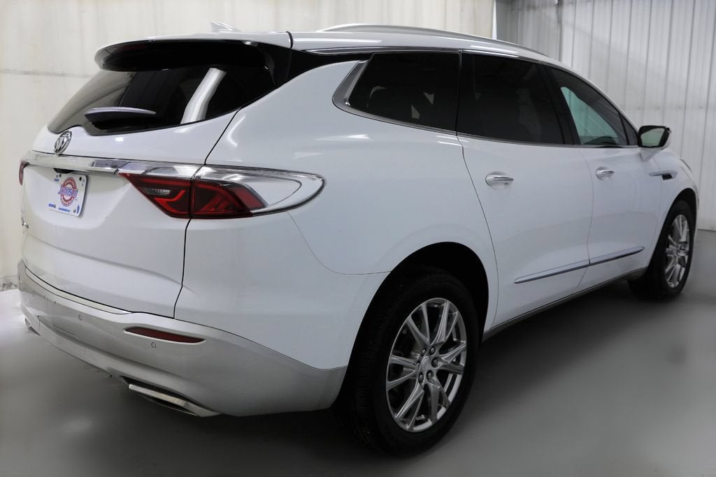 2022 Buick Enclave Essence