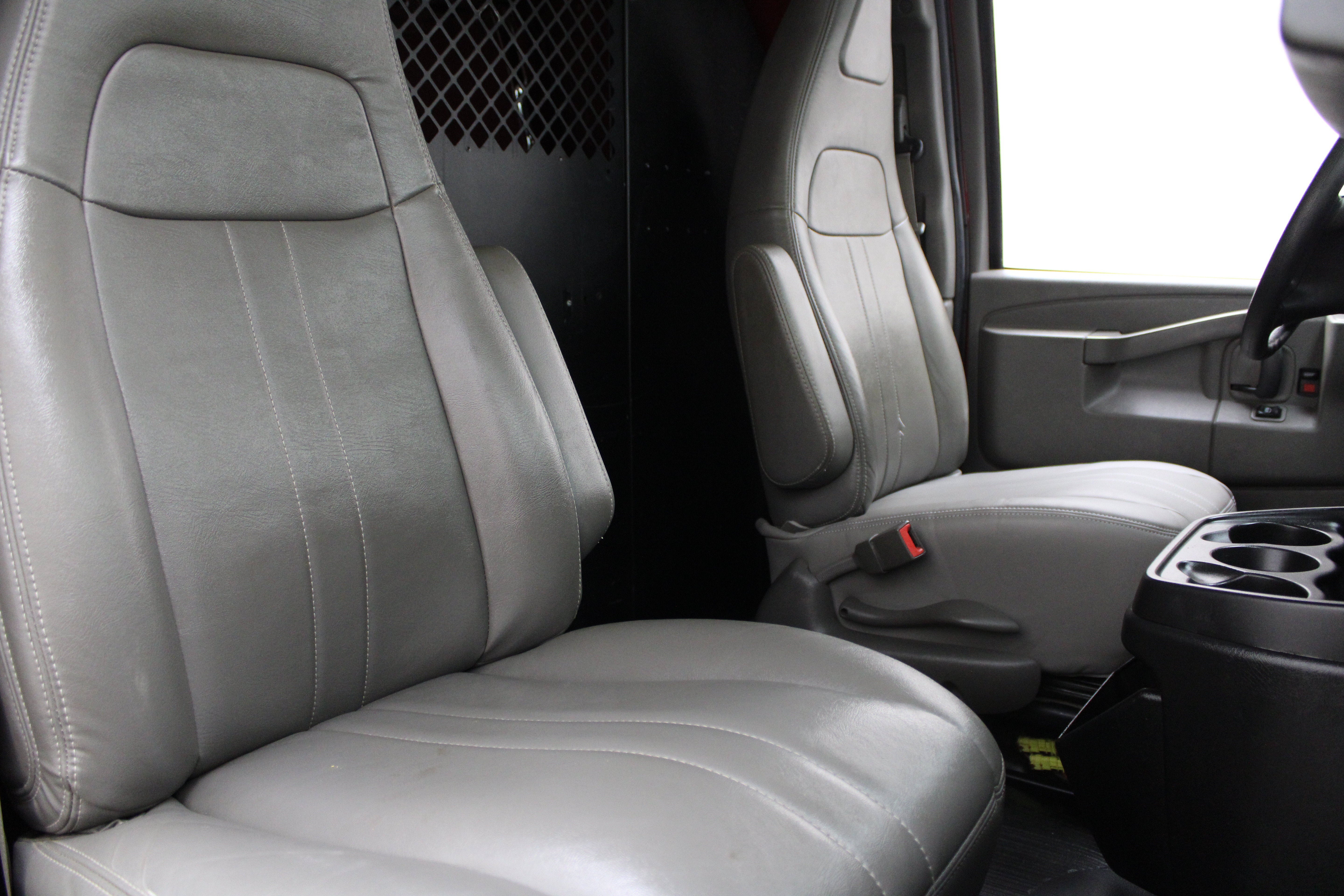 2016 Chevrolet Express Cargo Van RWD 3500 135"