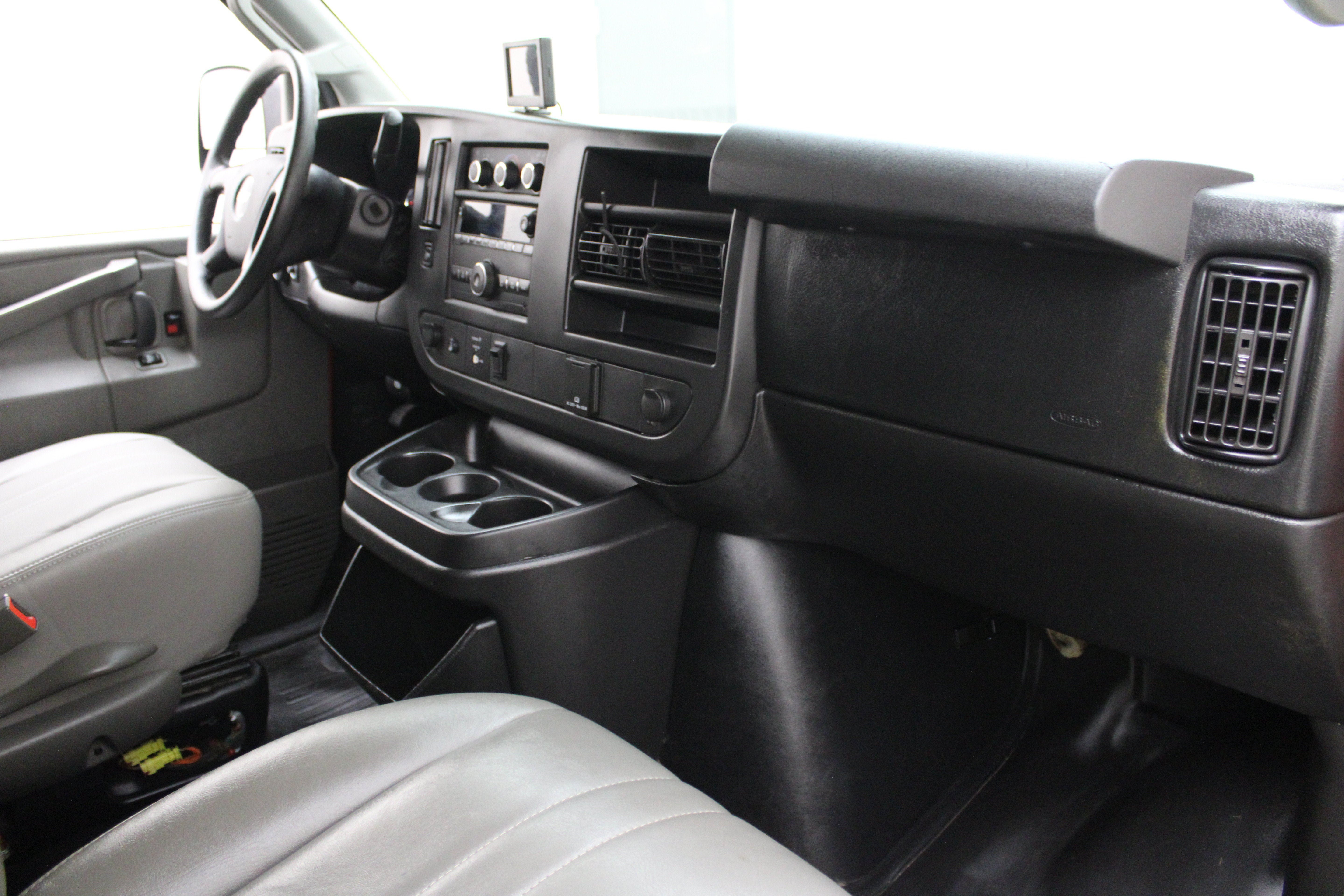 2016 Chevrolet Express Cargo Van RWD 3500 135"
