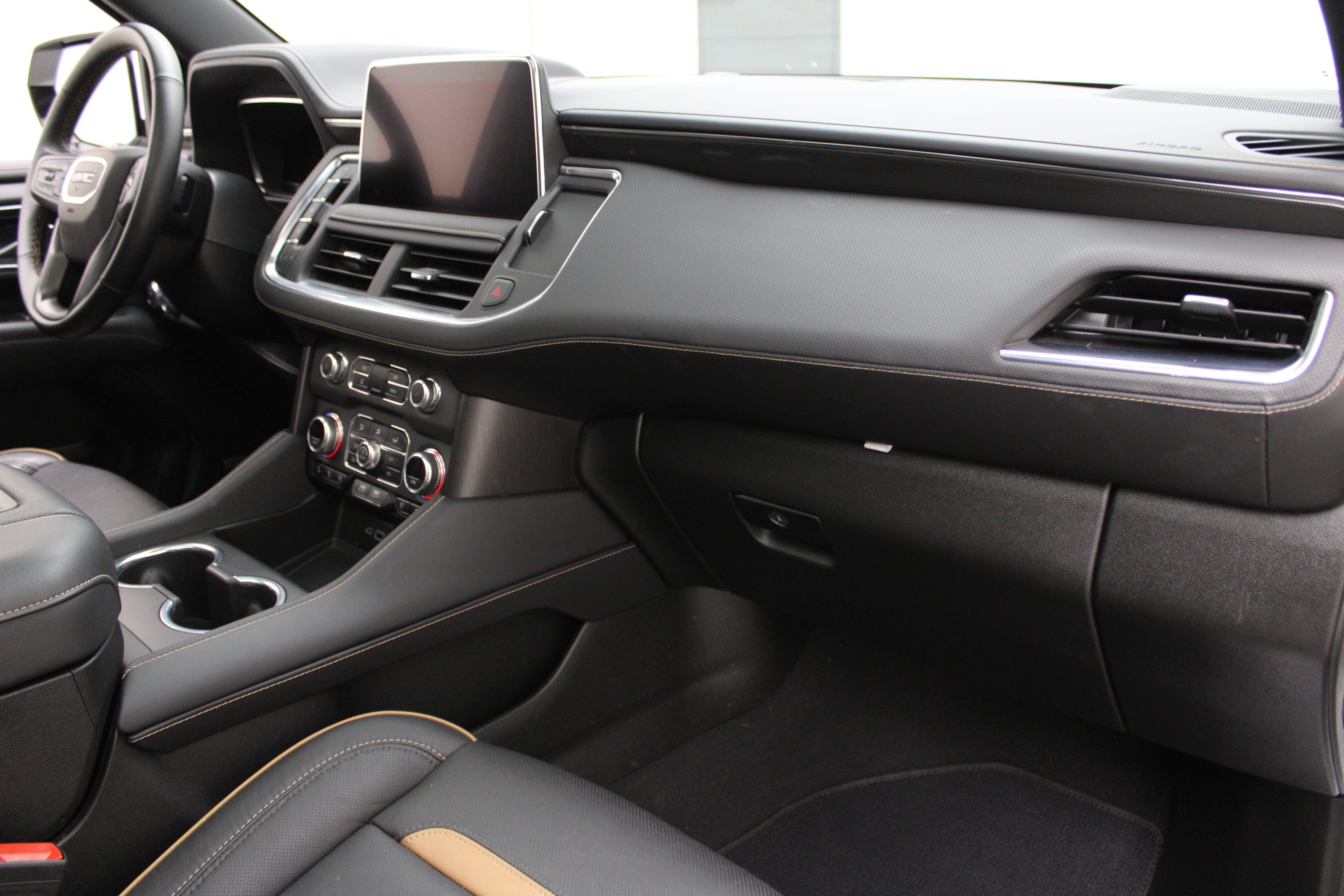 2024 GMC Yukon XL AT4