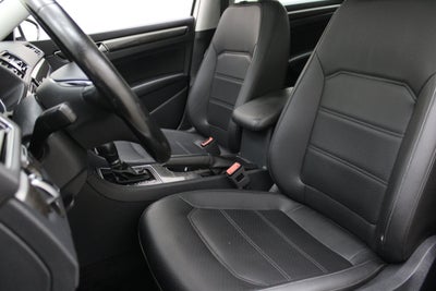 2018 Volkswagen Passat 2.0T SE