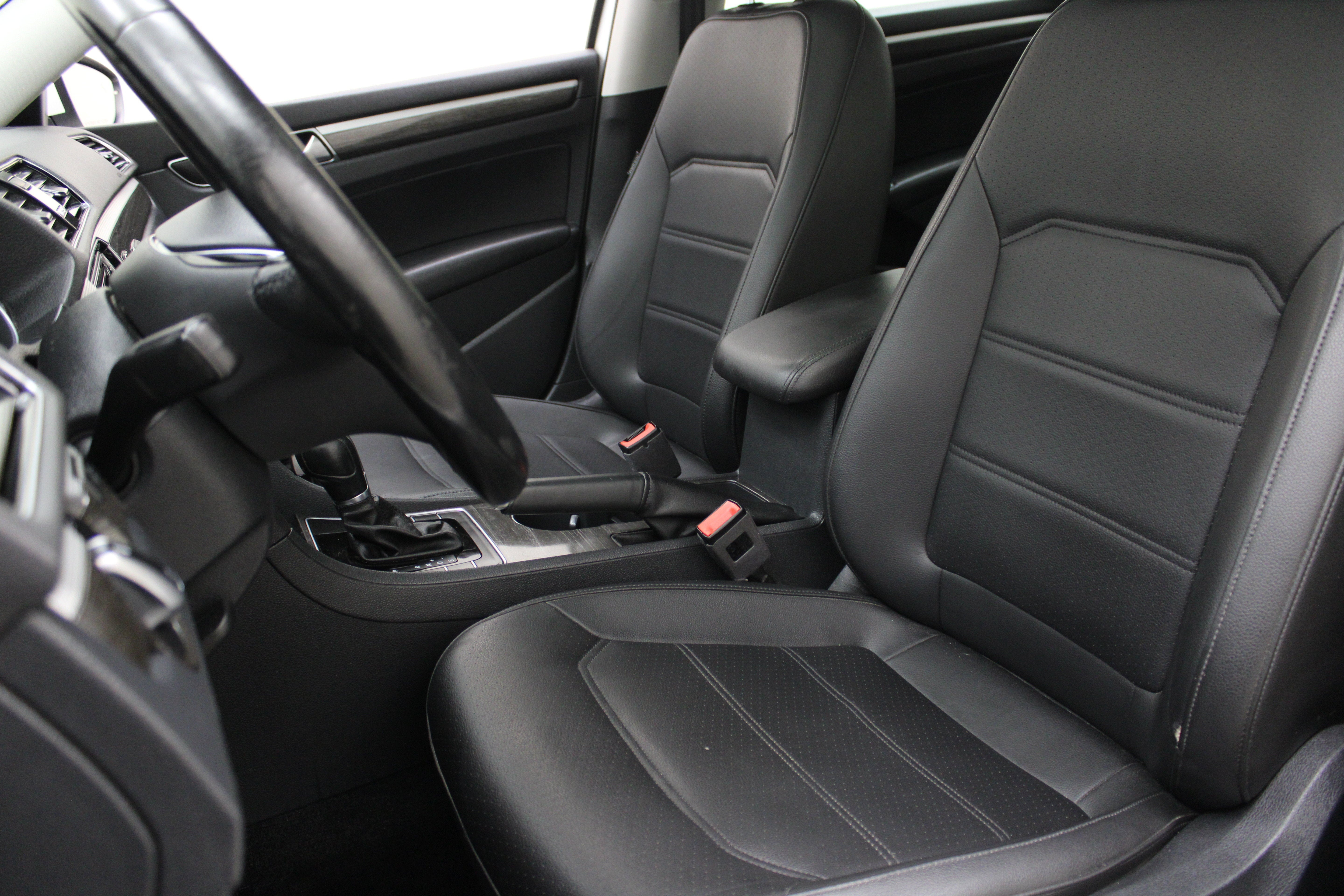 2018 Volkswagen Passat 2.0T SE