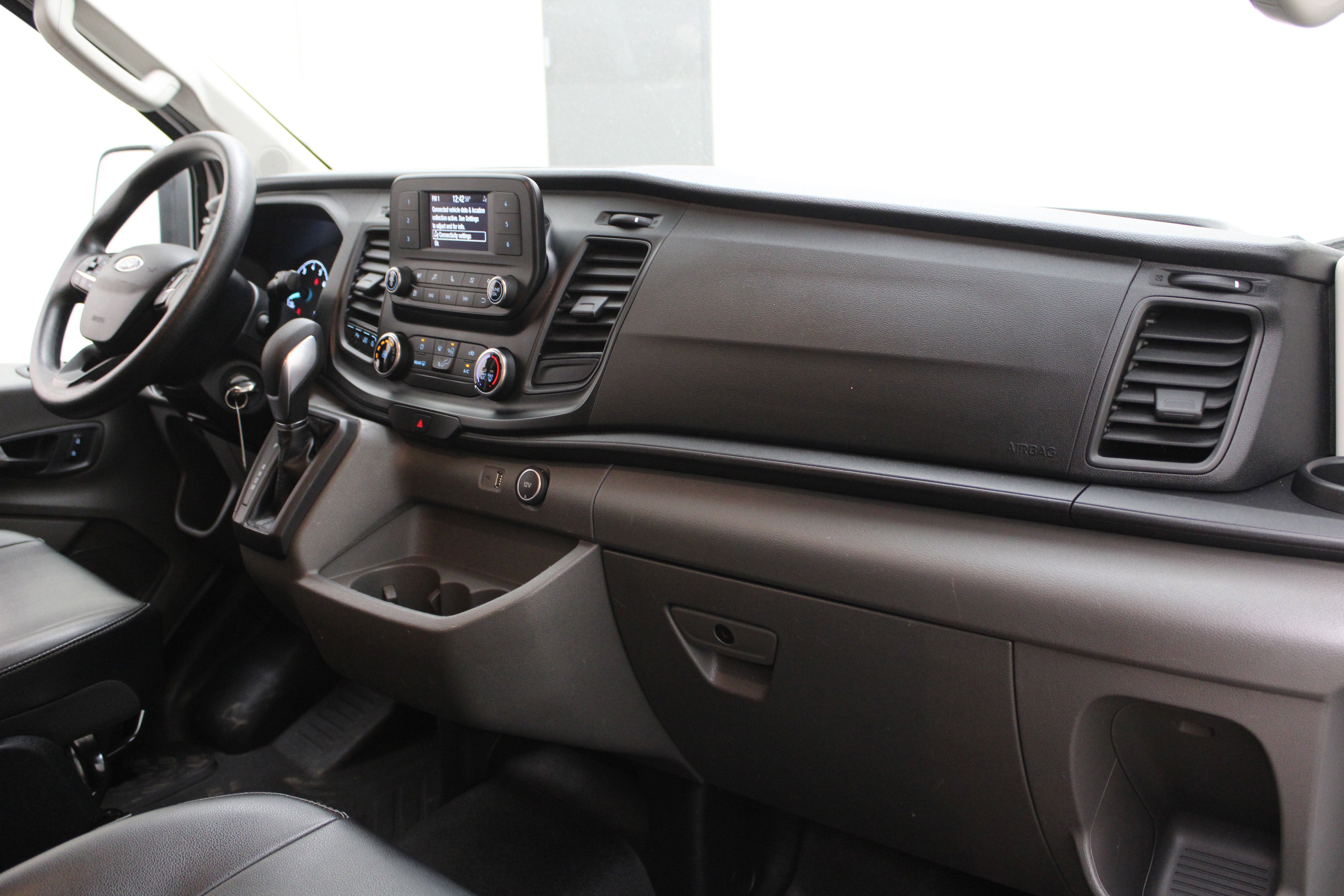 2020 Ford Transit Passenger Wagon XL