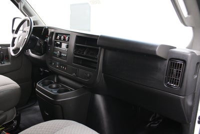 2018 Chevrolet Express Passenger LT