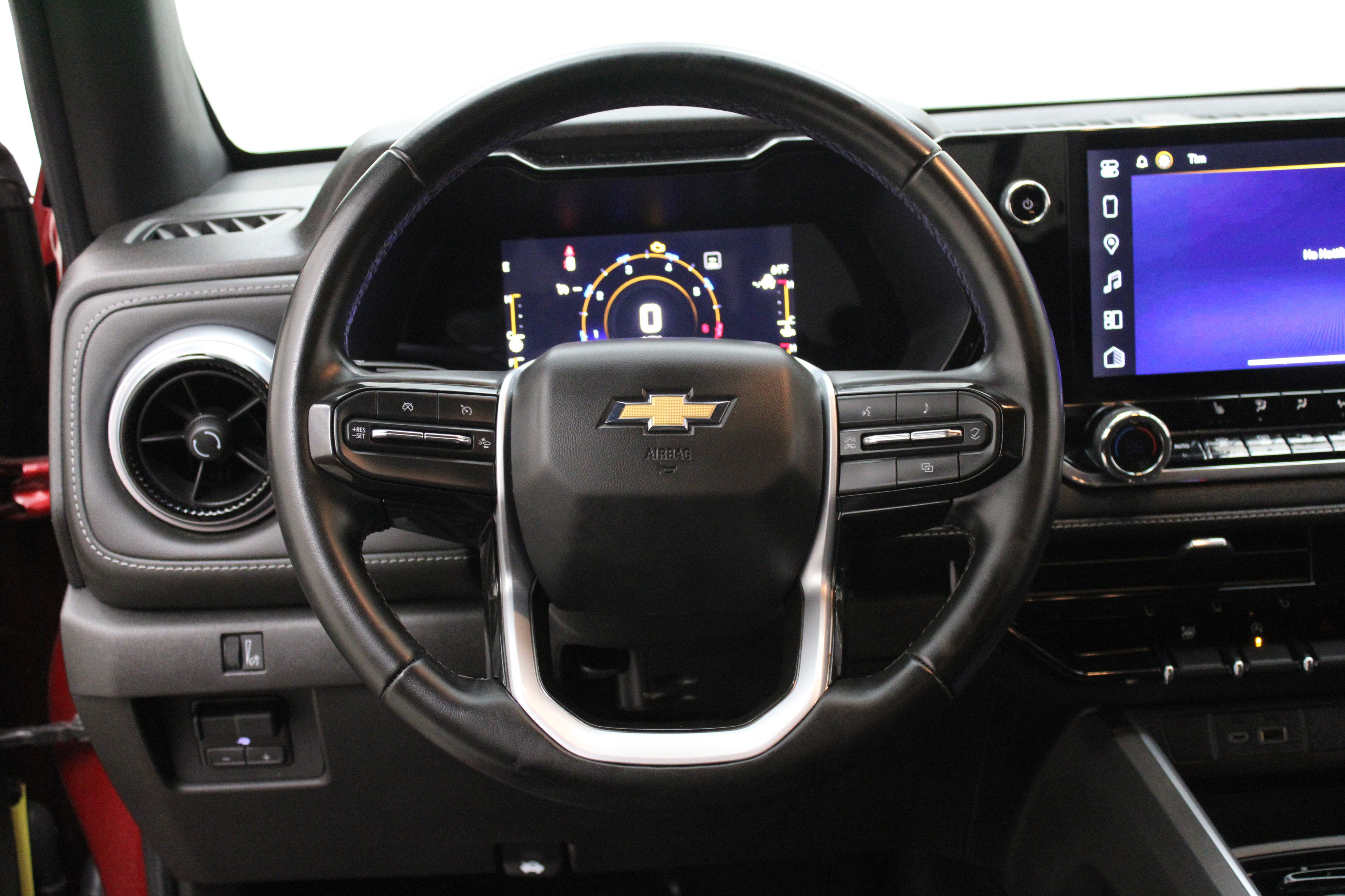 2023 Chevrolet Colorado 4WD LT