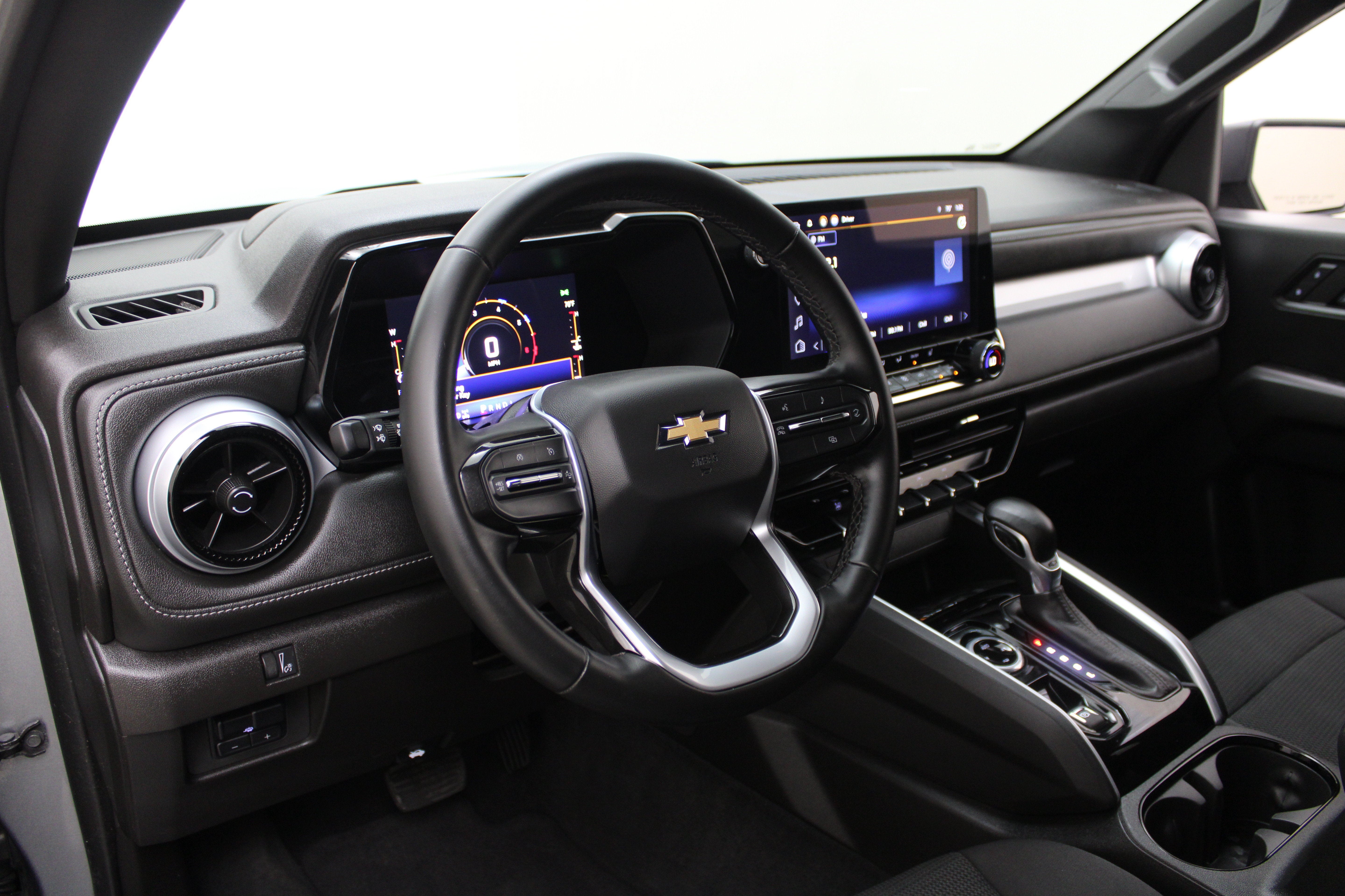 2023 Chevrolet Colorado 4WD LT