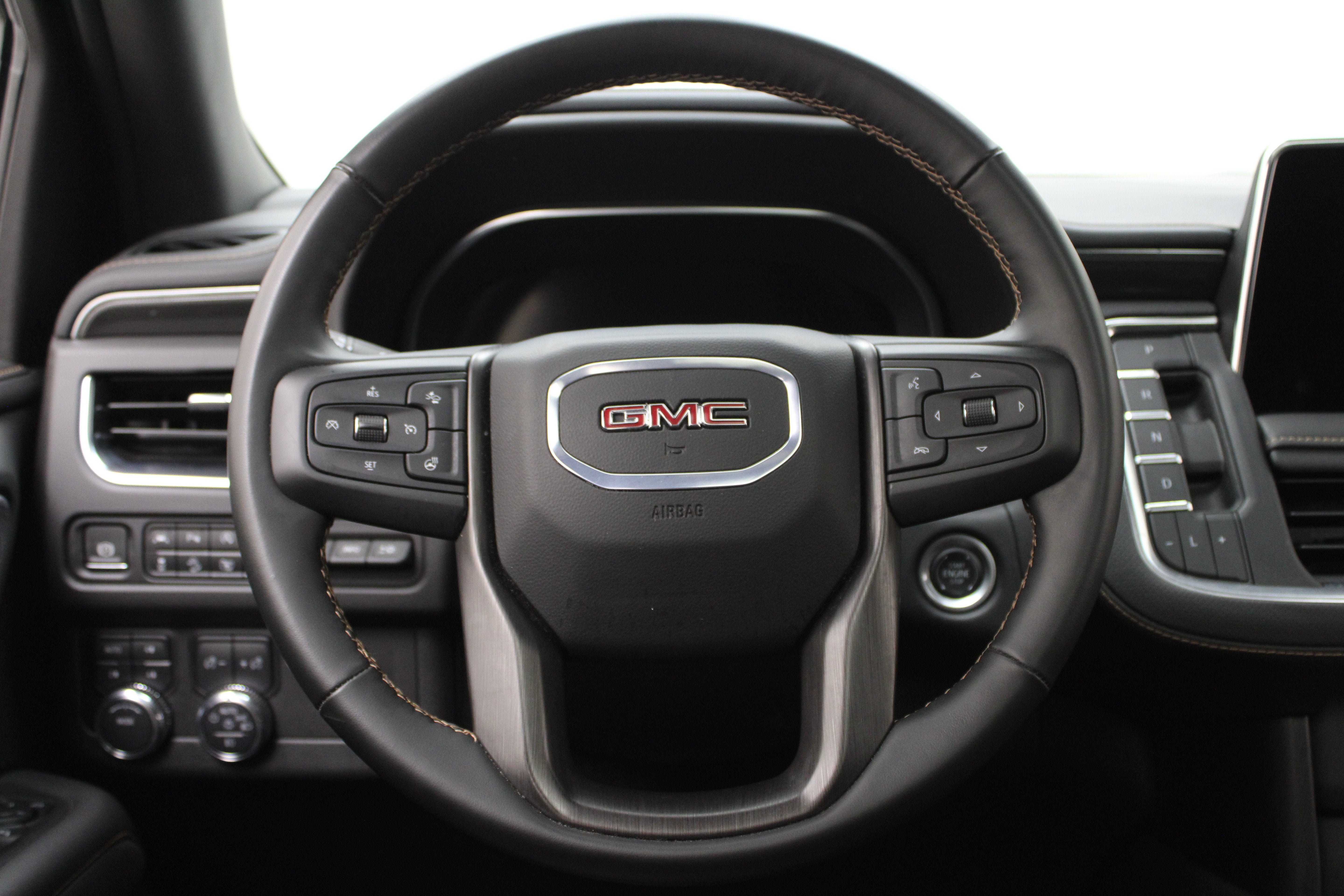 2024 GMC Yukon XL AT4
