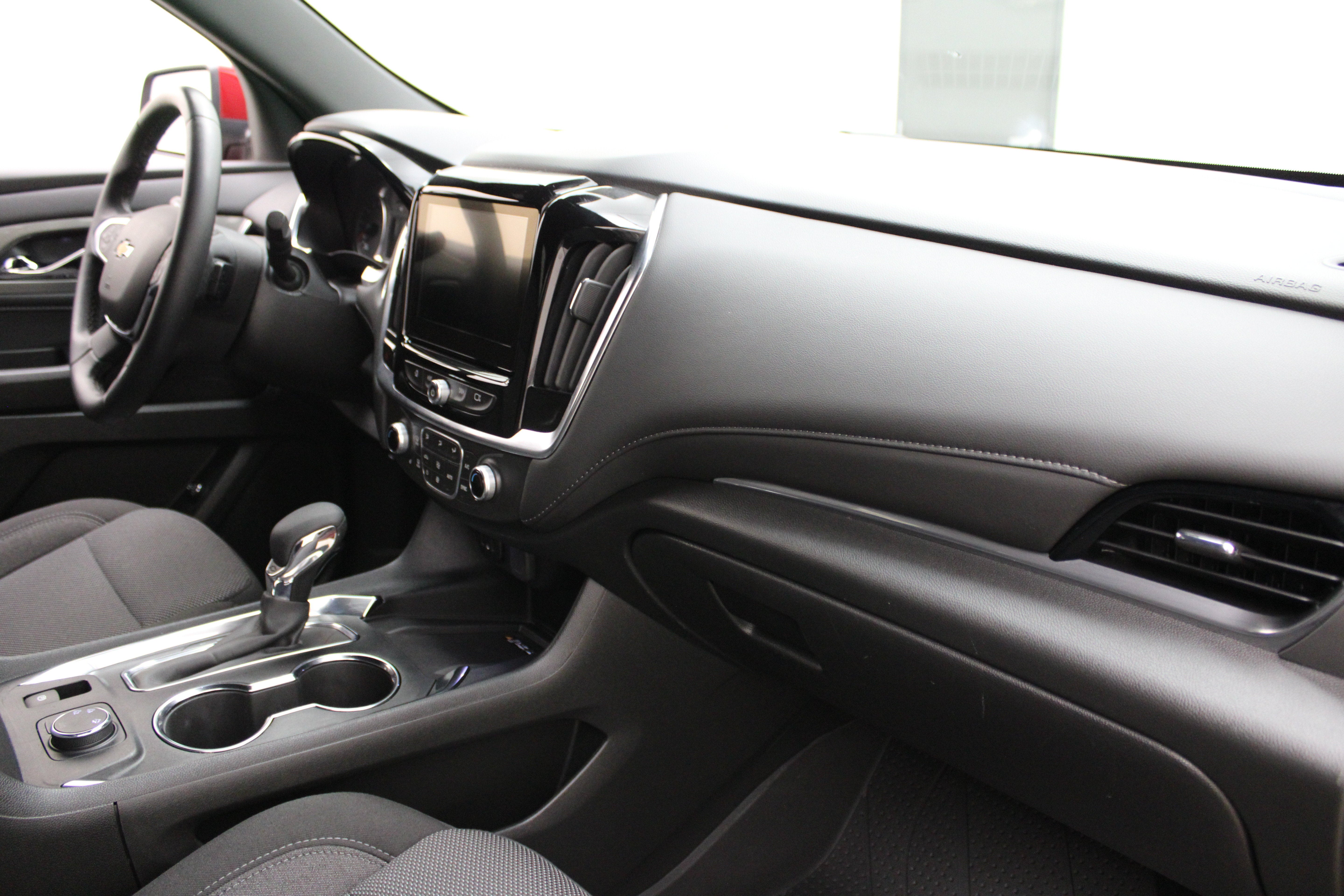 2024 Chevrolet Traverse Limited LT Cloth