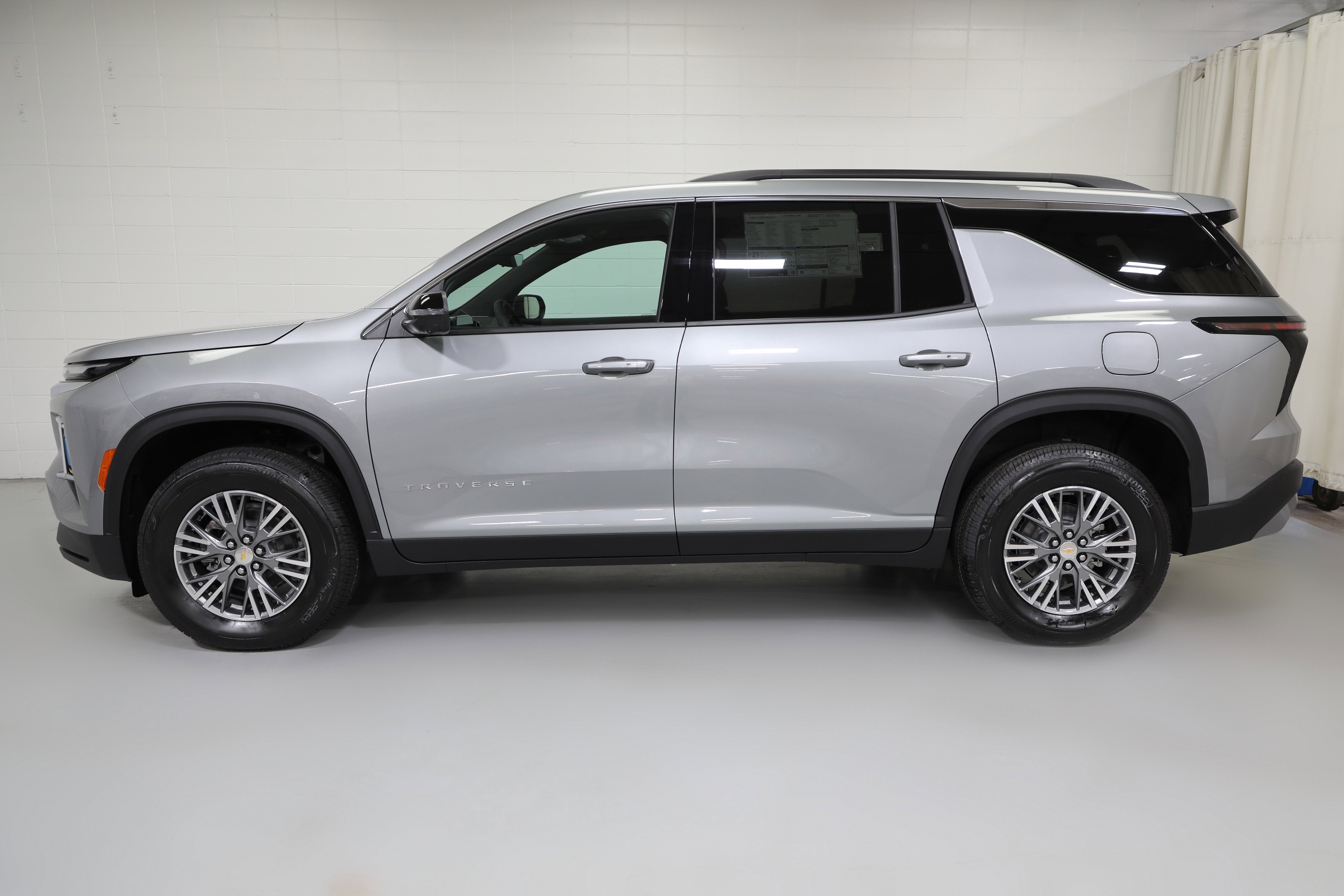2026 Chevrolet Traverse AWD LT