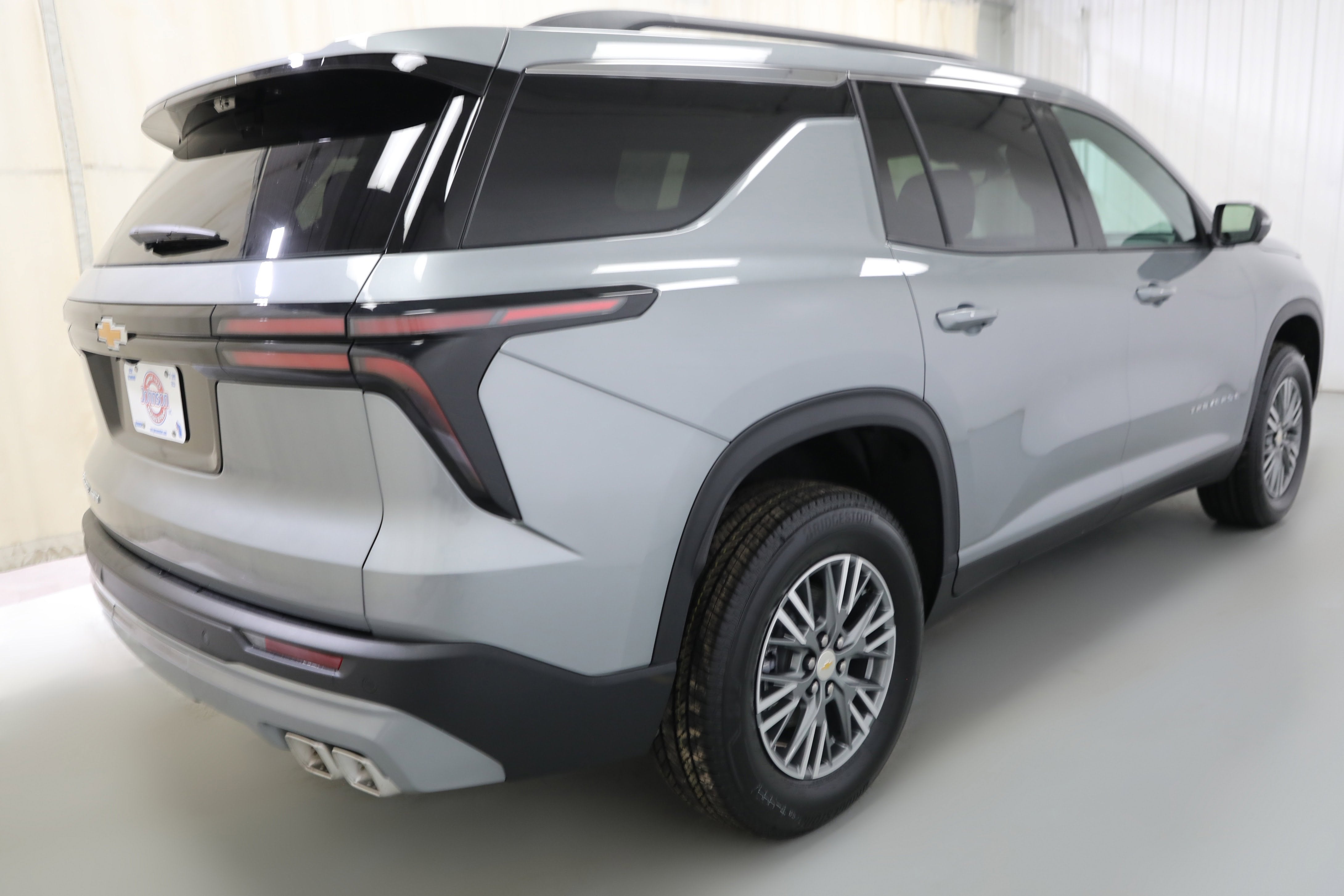 2026 Chevrolet Traverse AWD LT