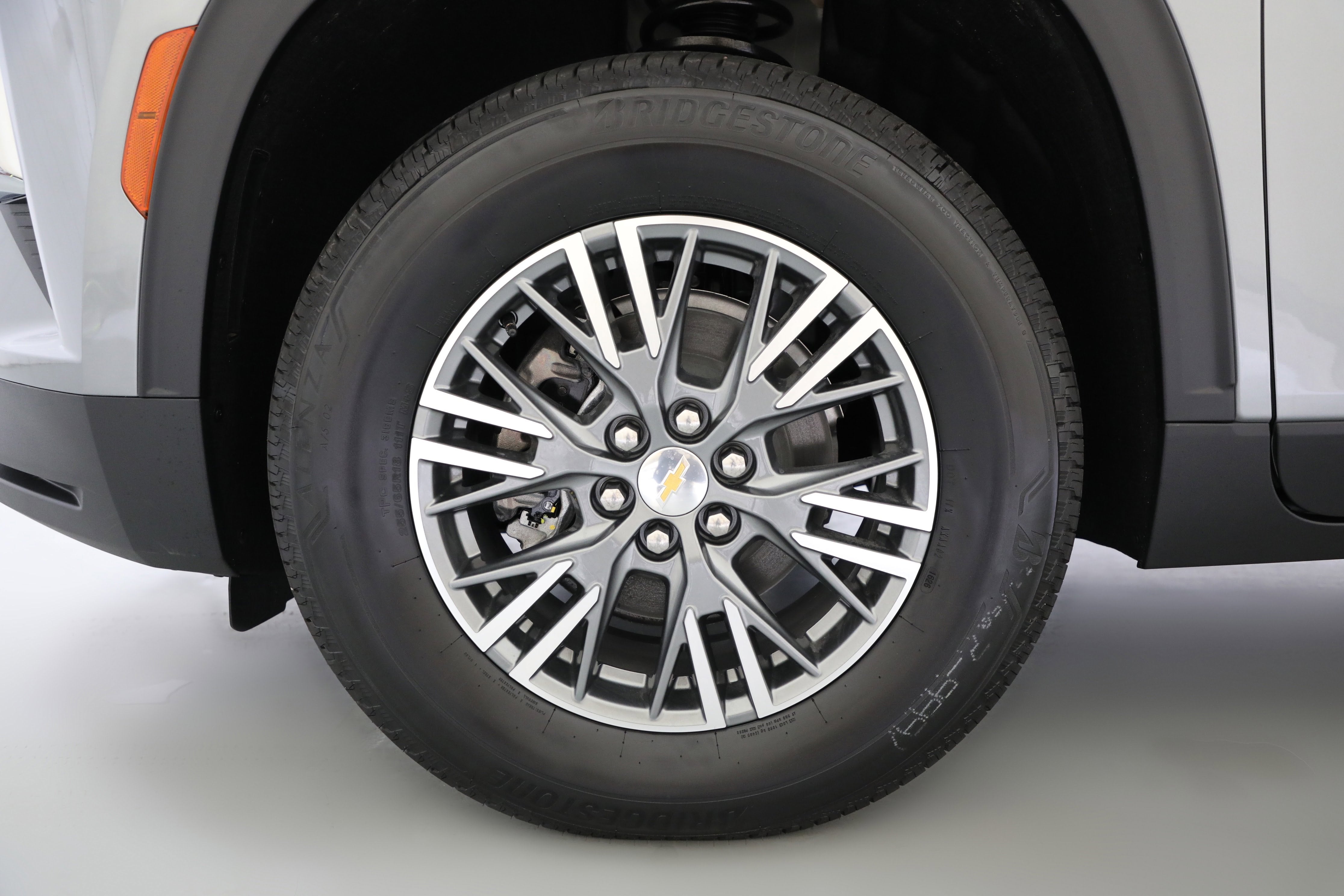 2026 Chevrolet Traverse AWD LT