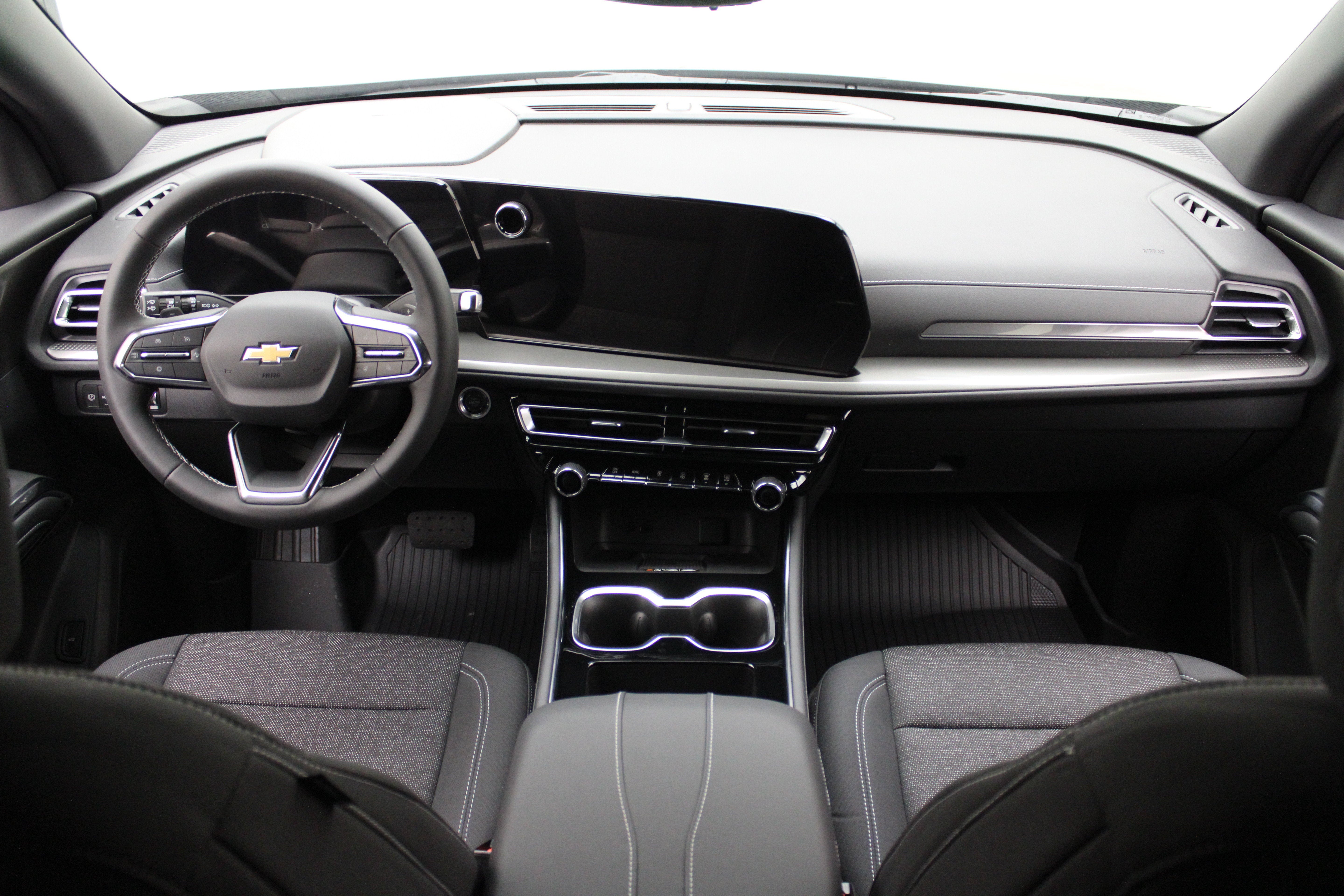2027 Chevrolet Traverse AWD LT
