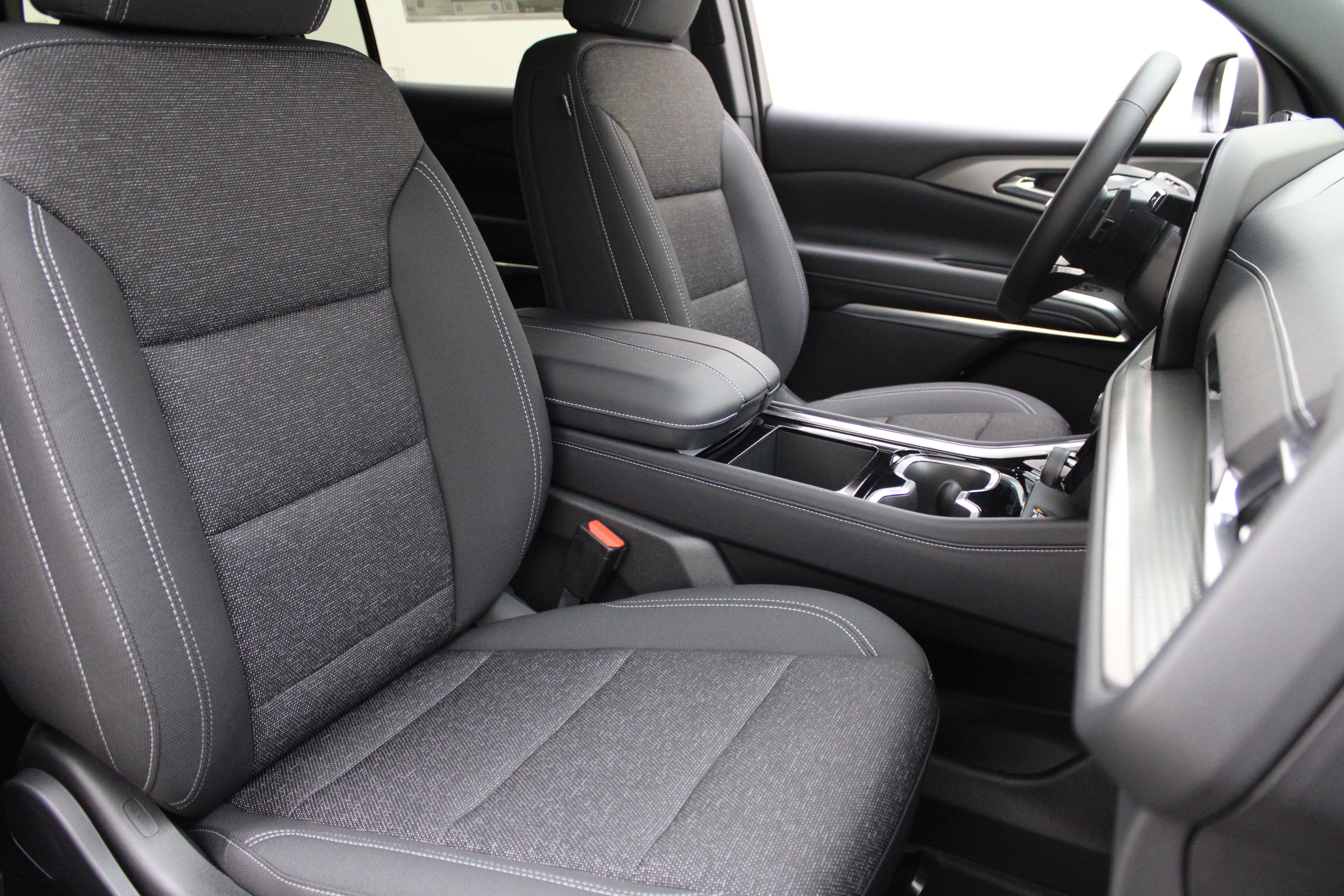 2027 Chevrolet Traverse AWD LT