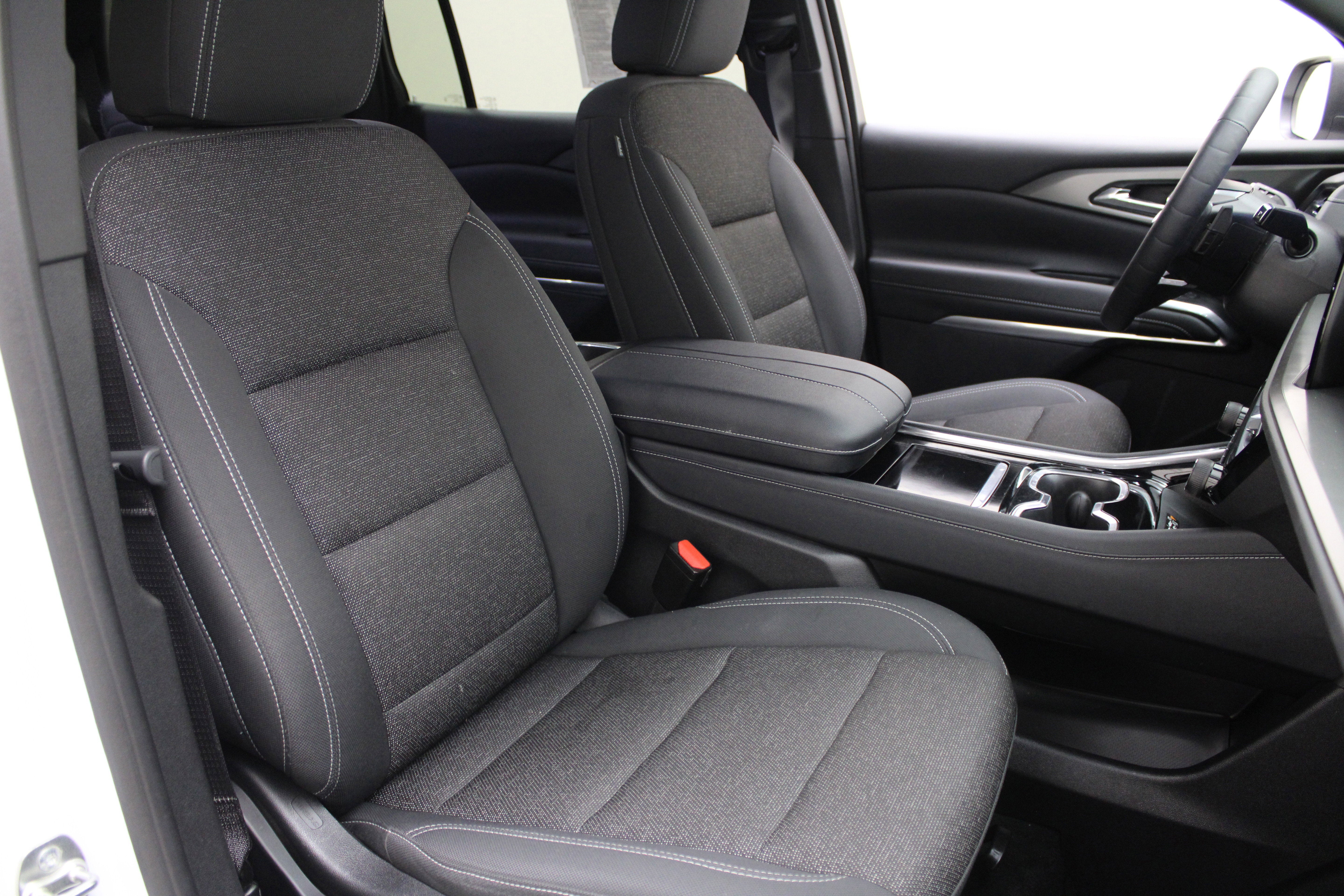 2024 Chevrolet Traverse AWD LT