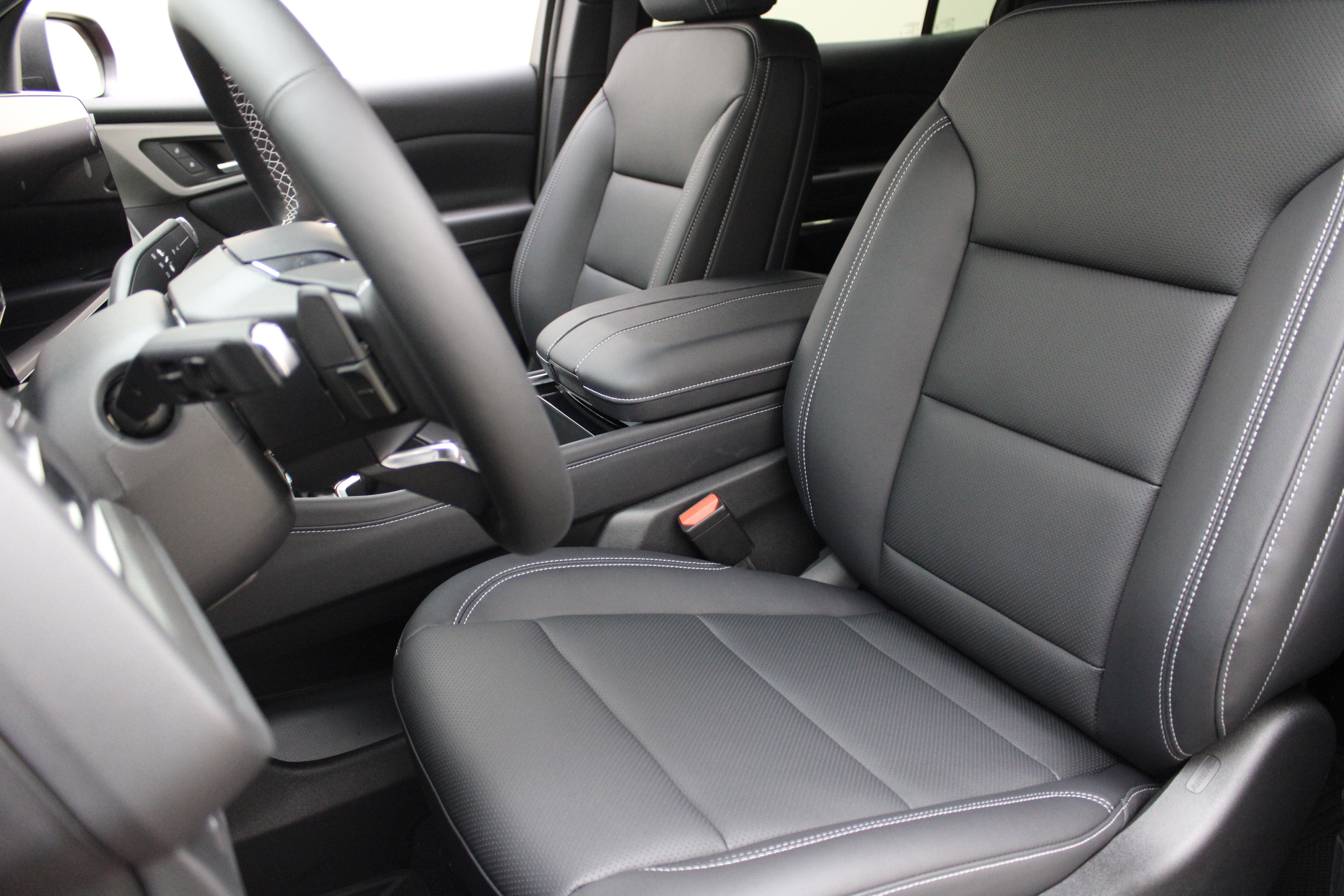 2027 Chevrolet Traverse AWD LT