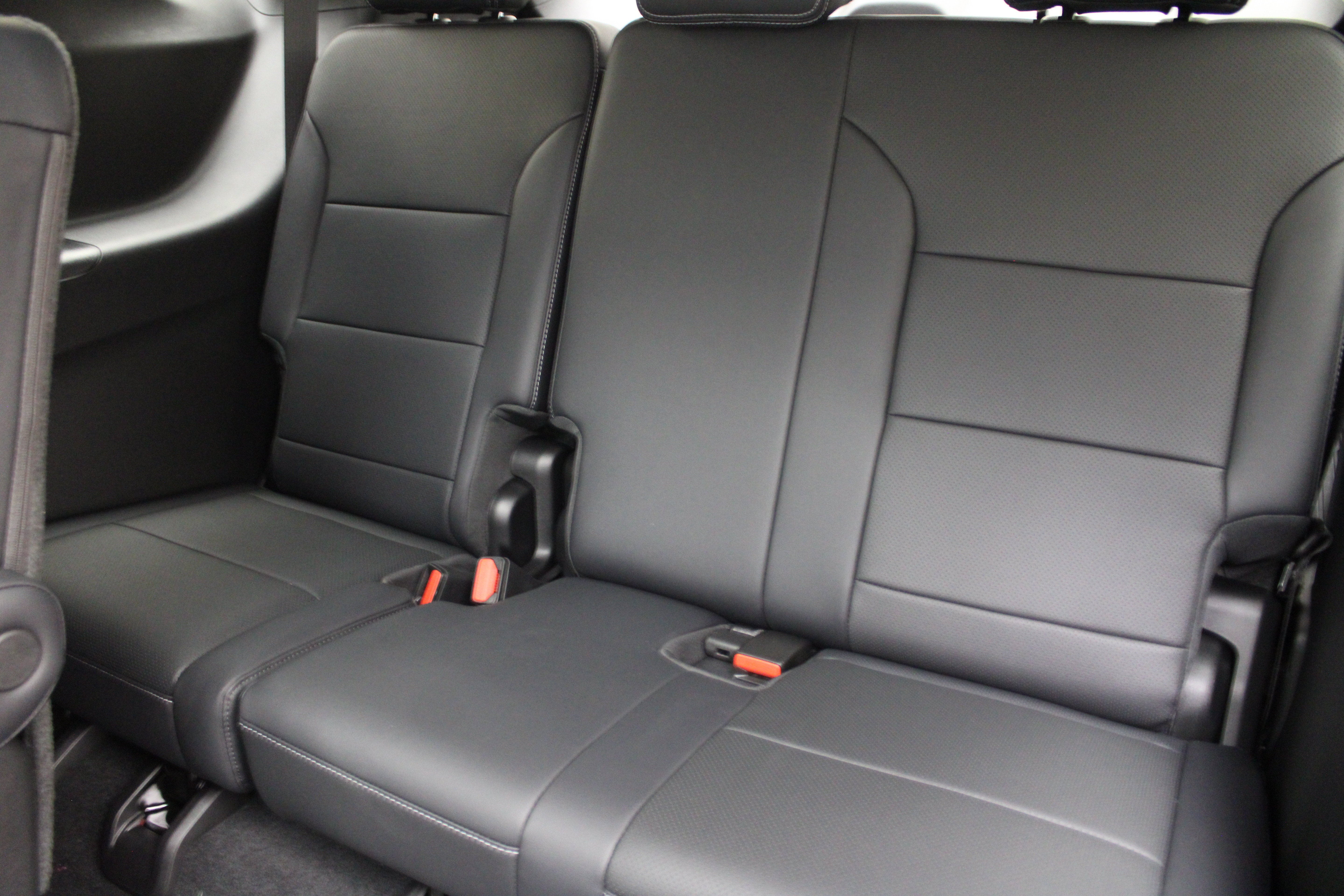 2027 Chevrolet Traverse AWD LT