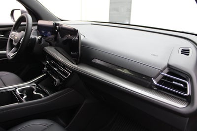 2027 Chevrolet Traverse AWD LT
