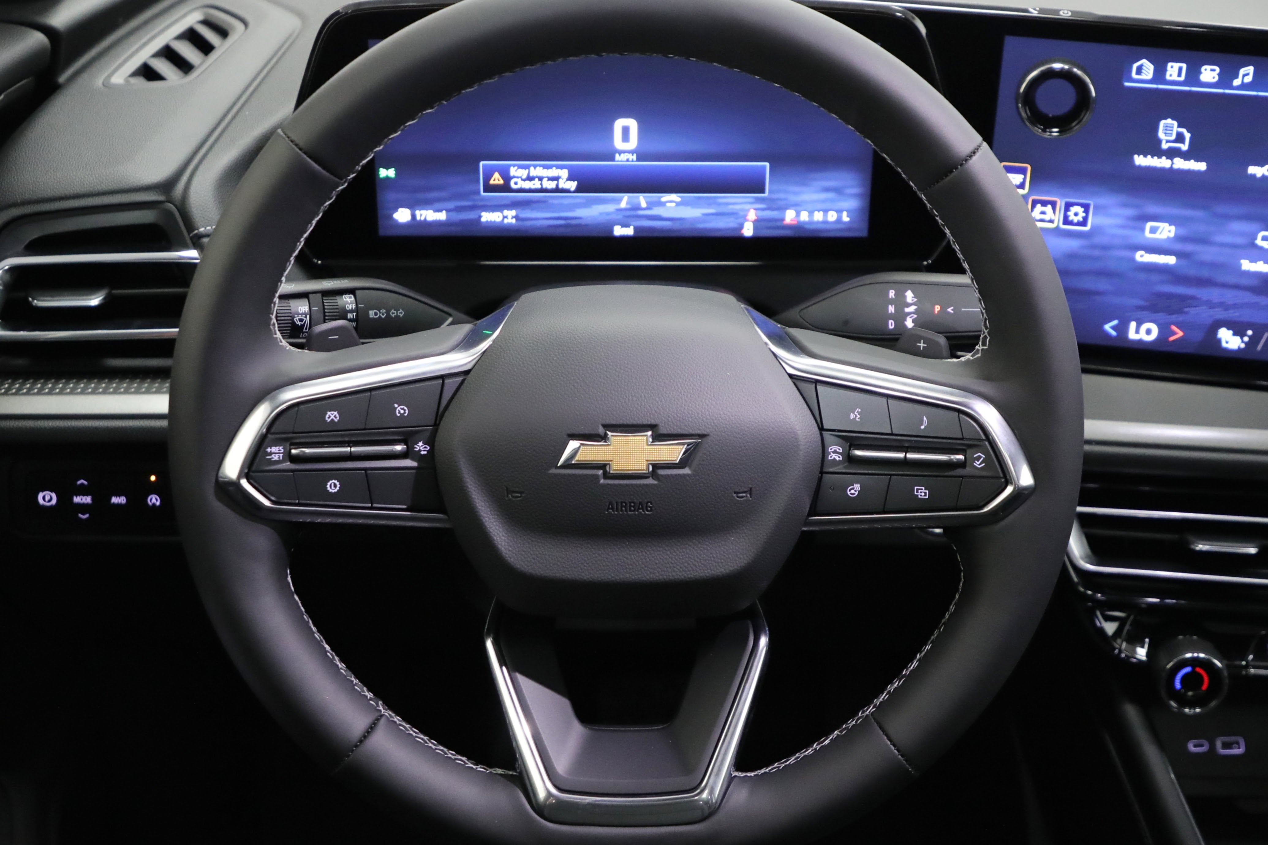 2027 Chevrolet Traverse AWD LT