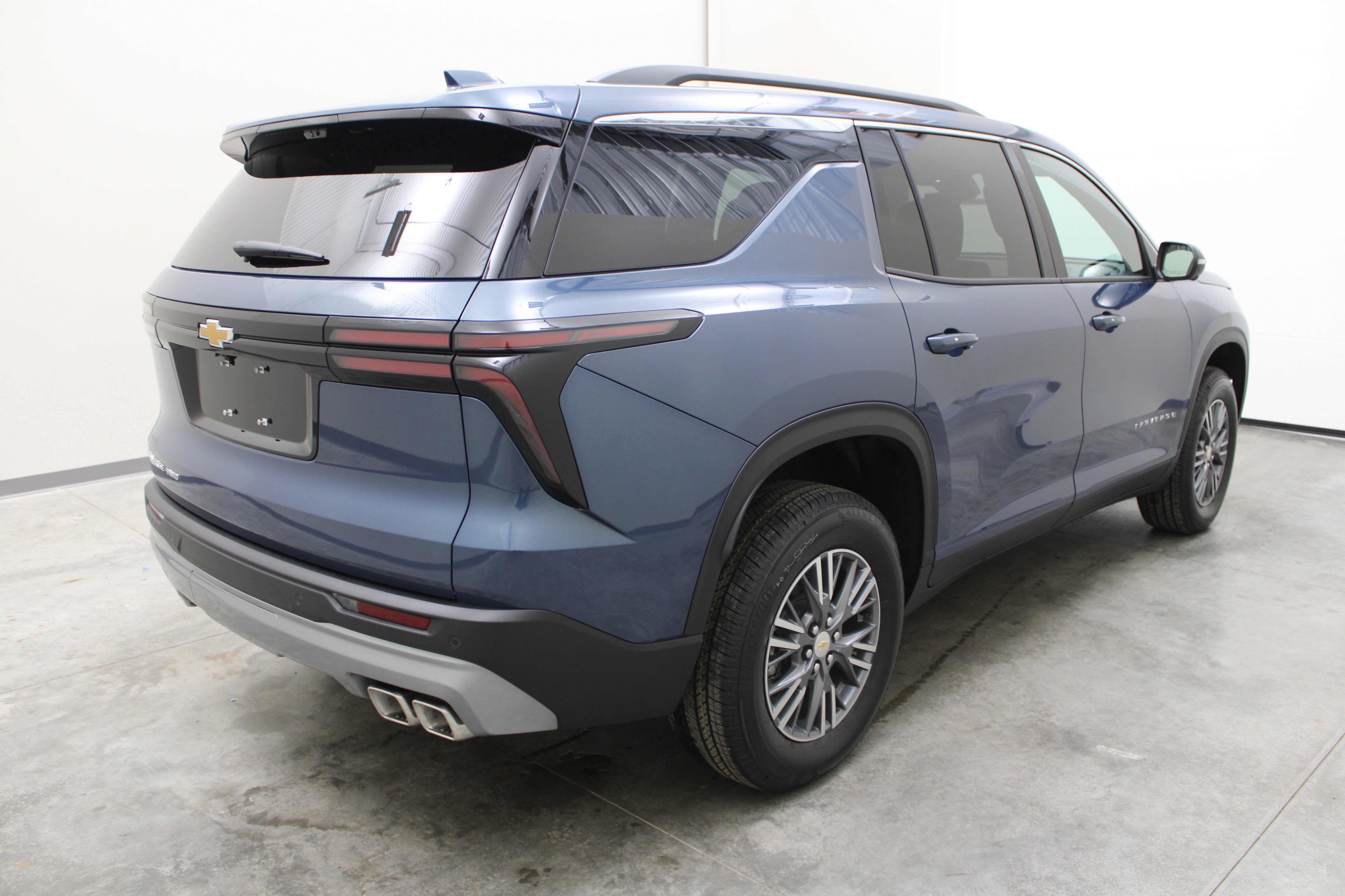 2026 Chevrolet Traverse AWD LT