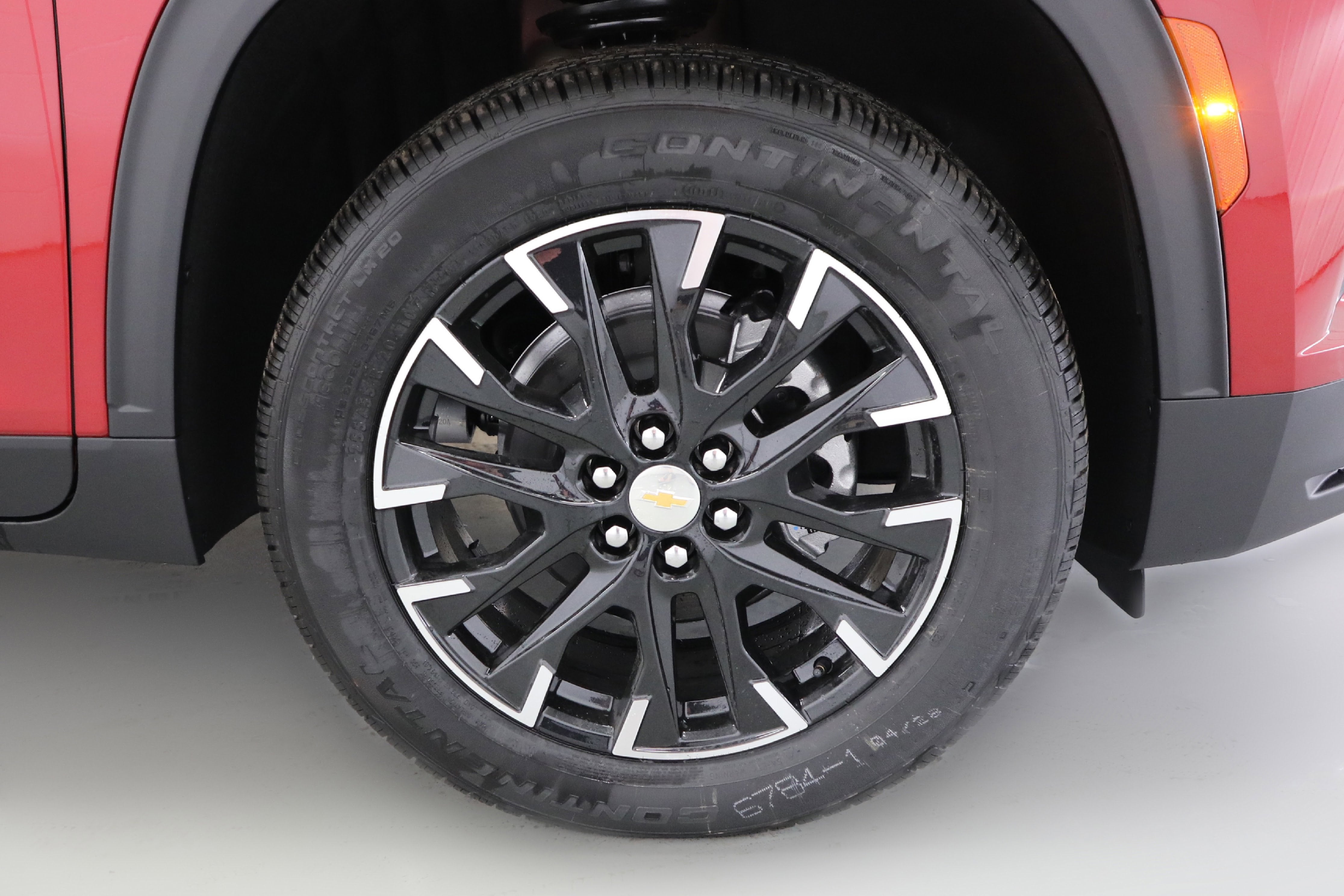 2026 Chevrolet Traverse AWD LT