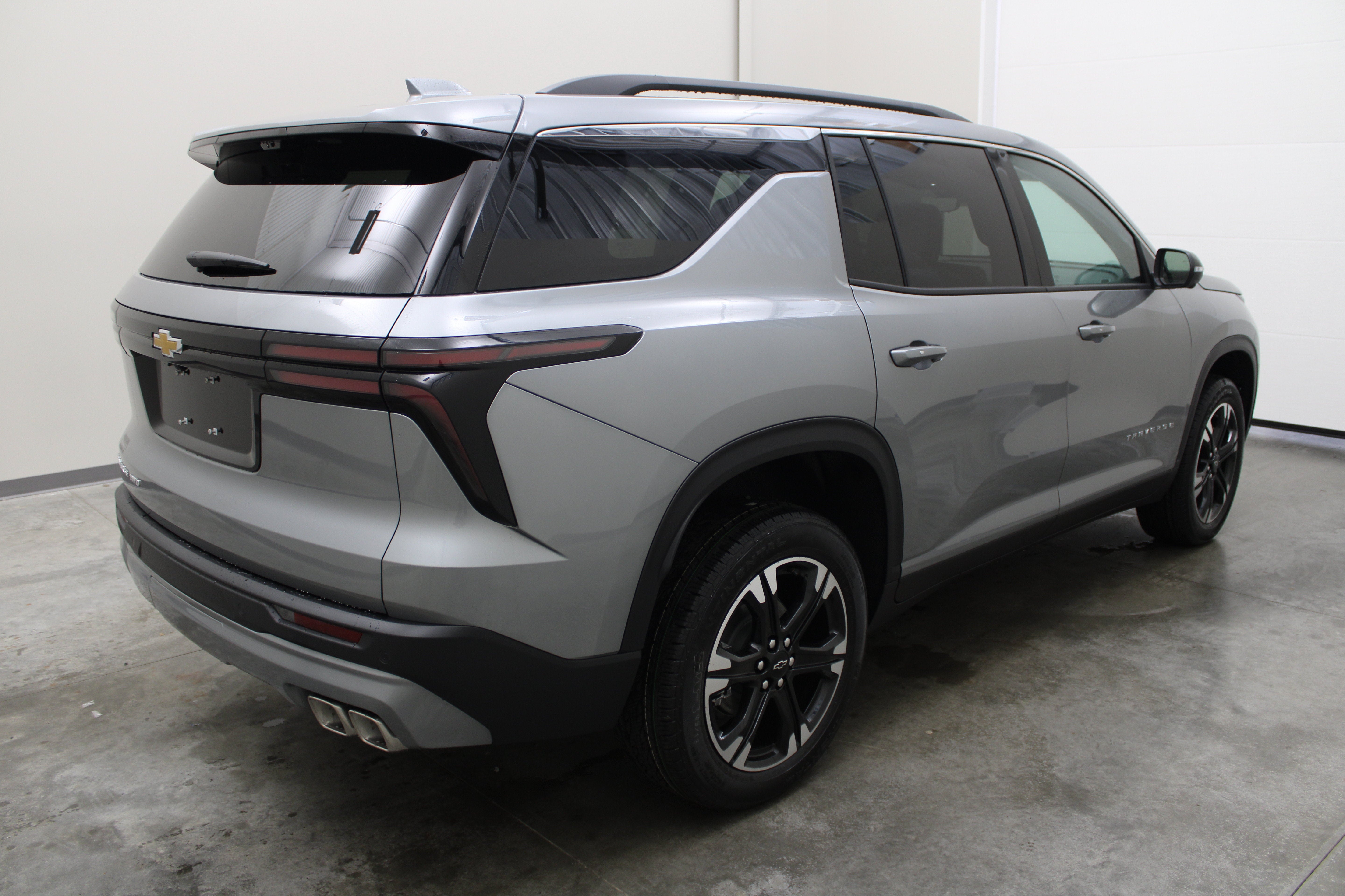 2027 Chevrolet Traverse AWD LT
