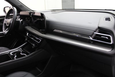 2025 Chevrolet Traverse AWD LT