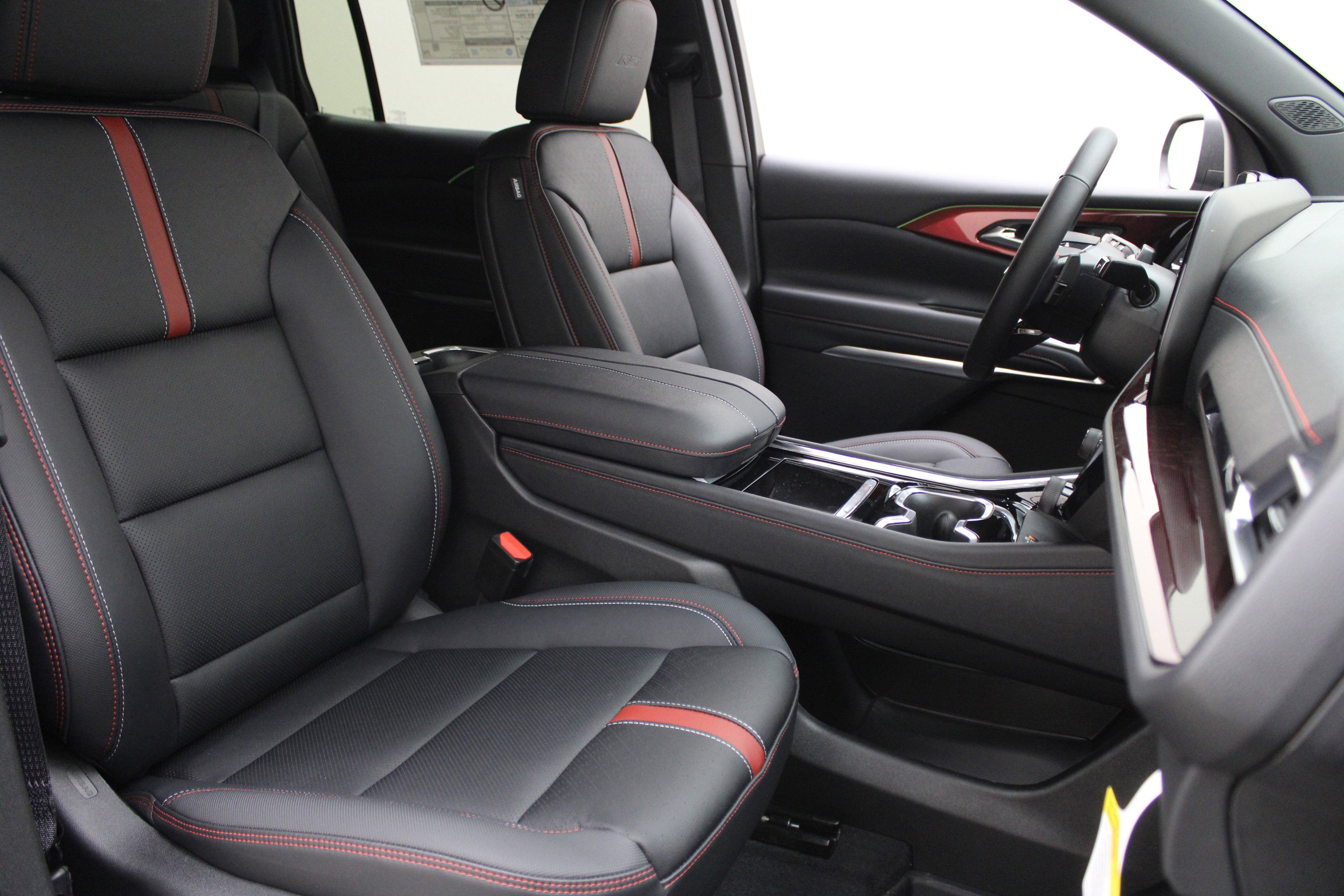 2026 Chevrolet Traverse AWD RS