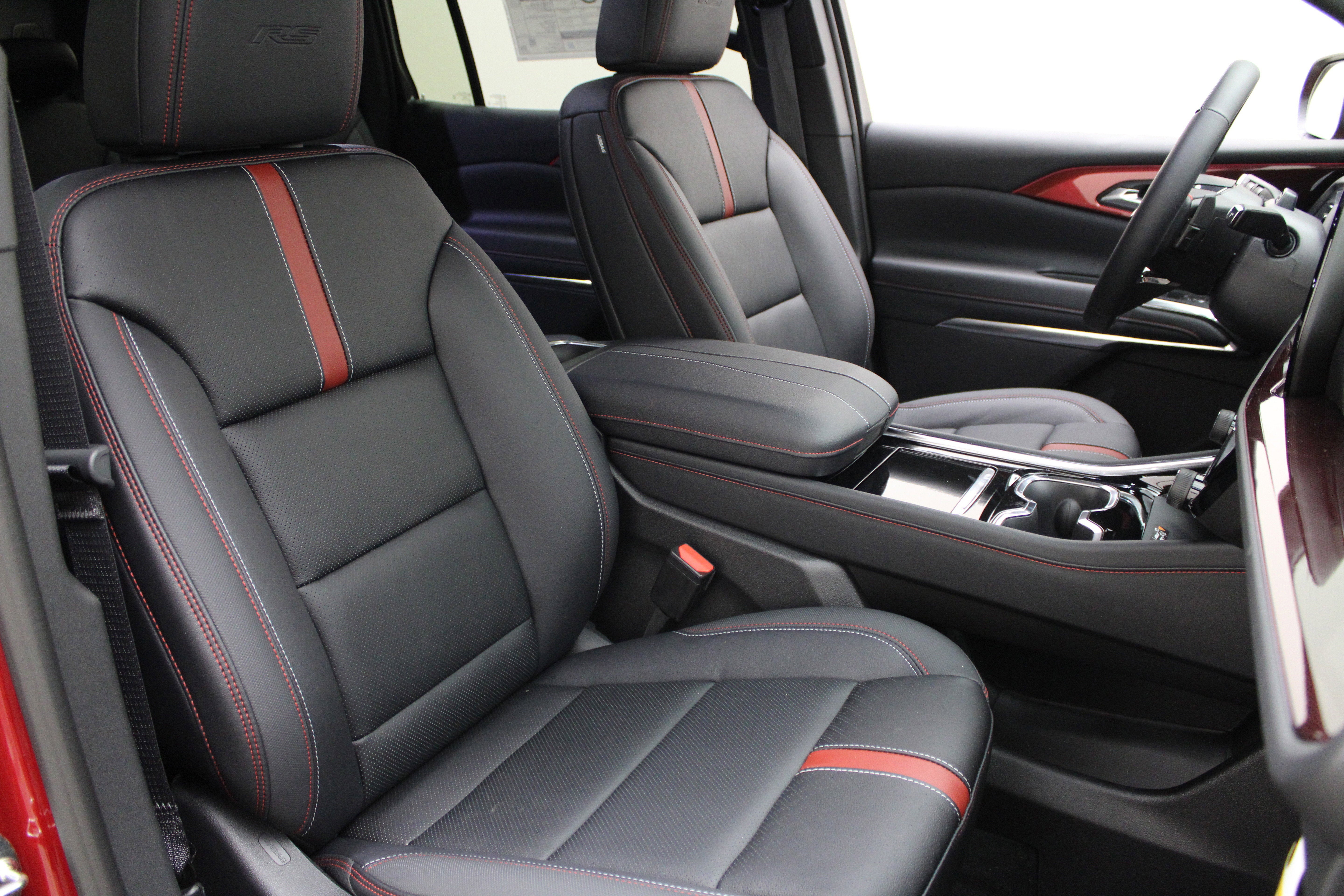 2026 Chevrolet Traverse AWD RS