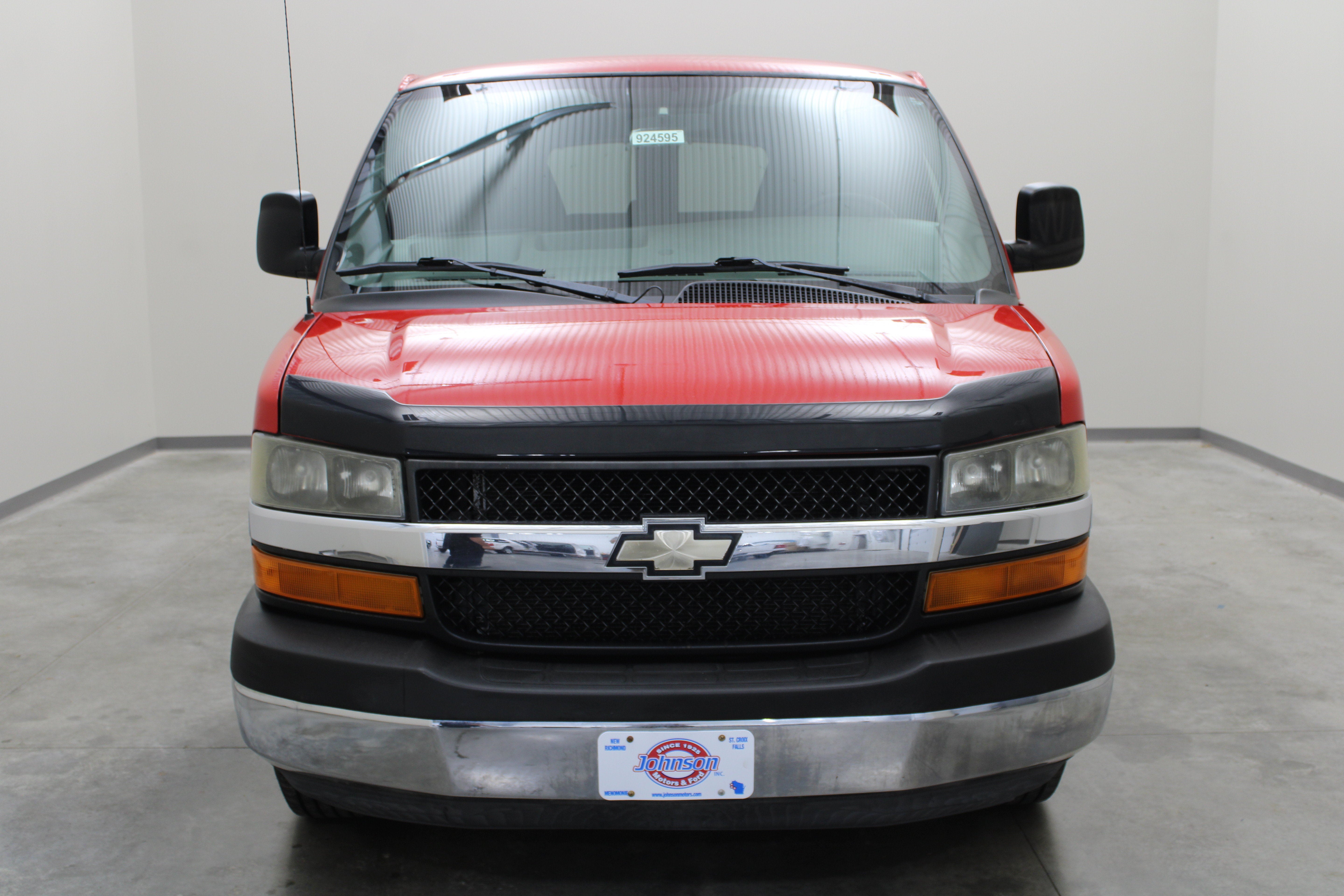 2011 Chevrolet Express Passenger 1LT