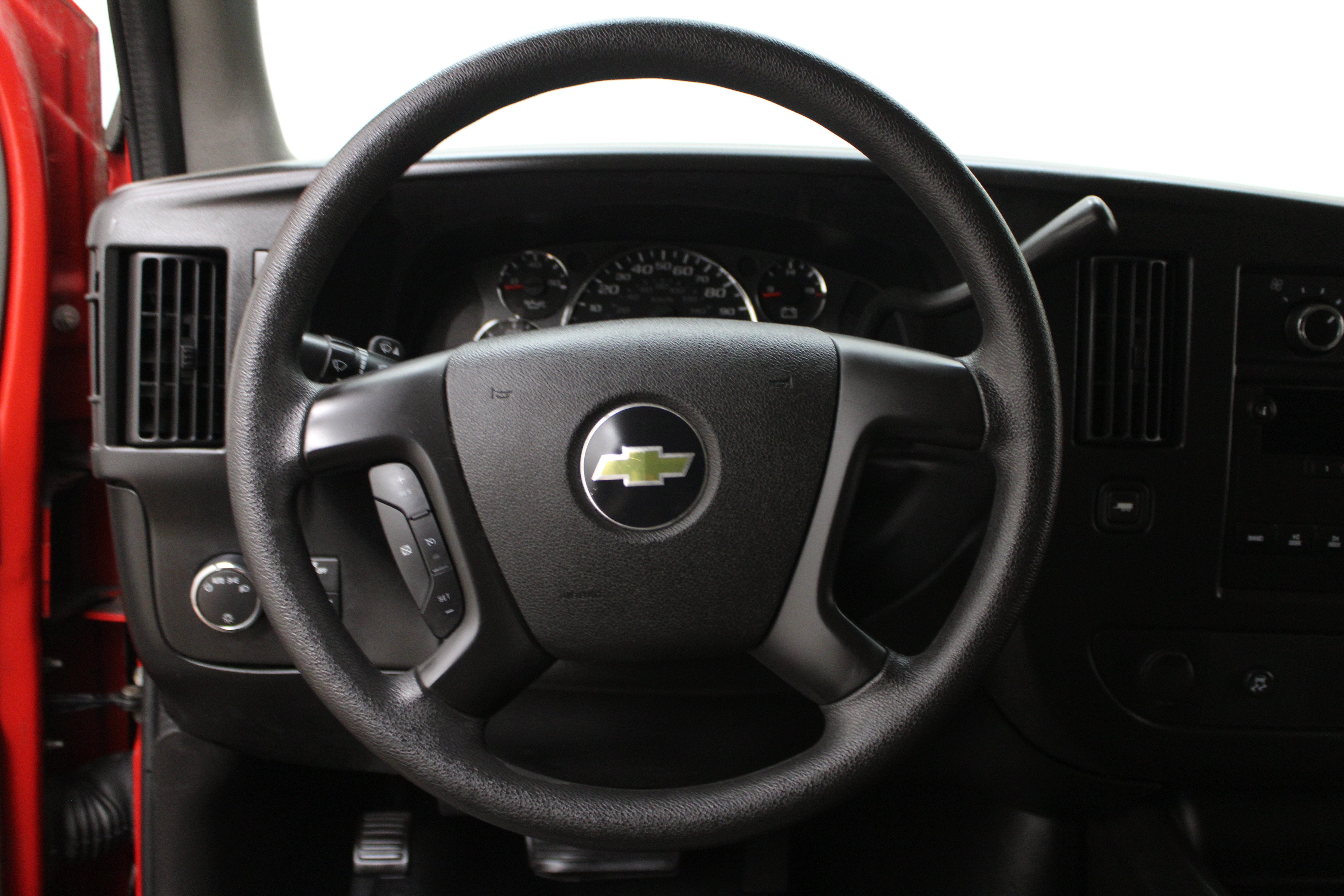 2011 Chevrolet Express Passenger 1LT