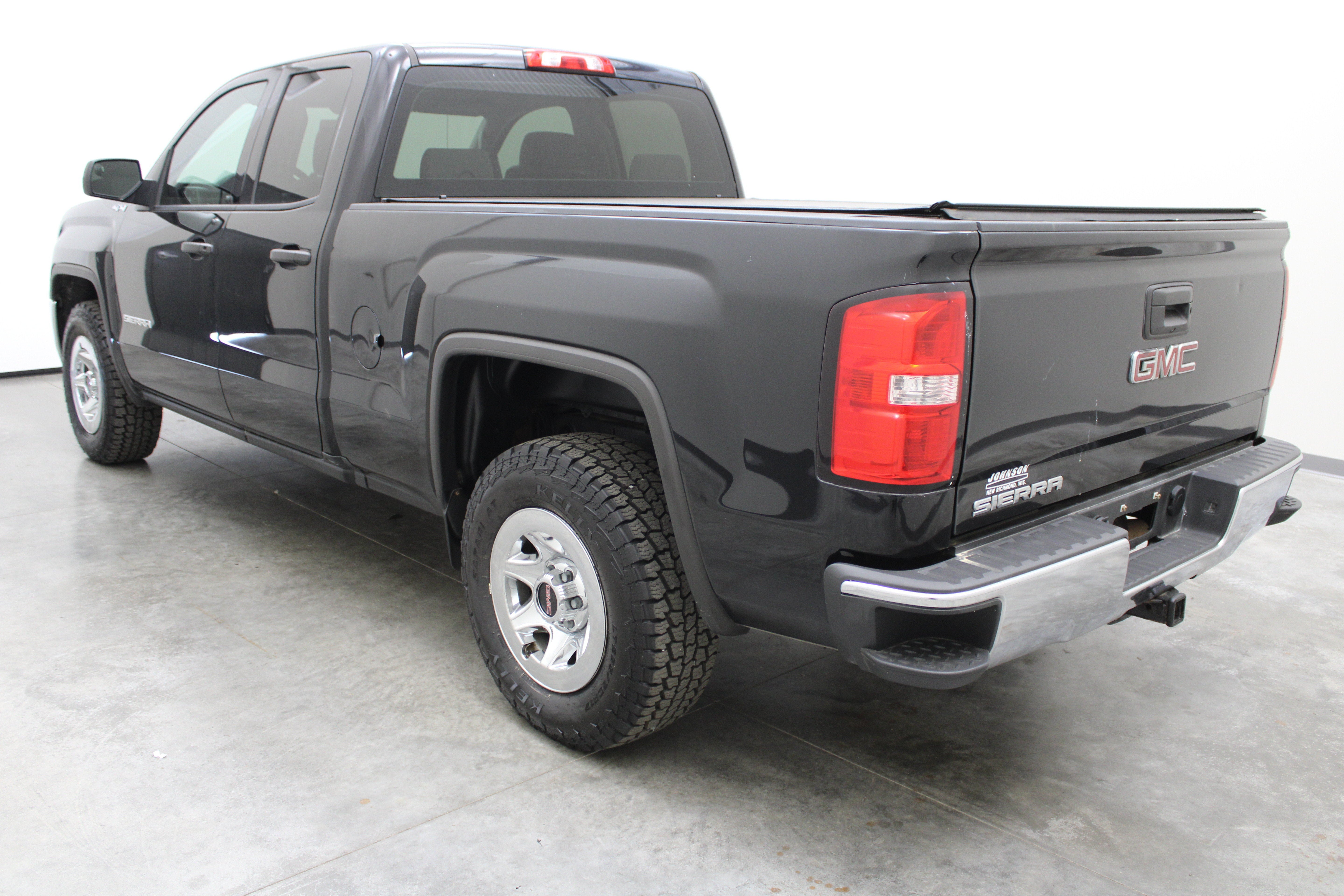 2017 GMC Sierra 1500 4WD Double Cab 143.5"