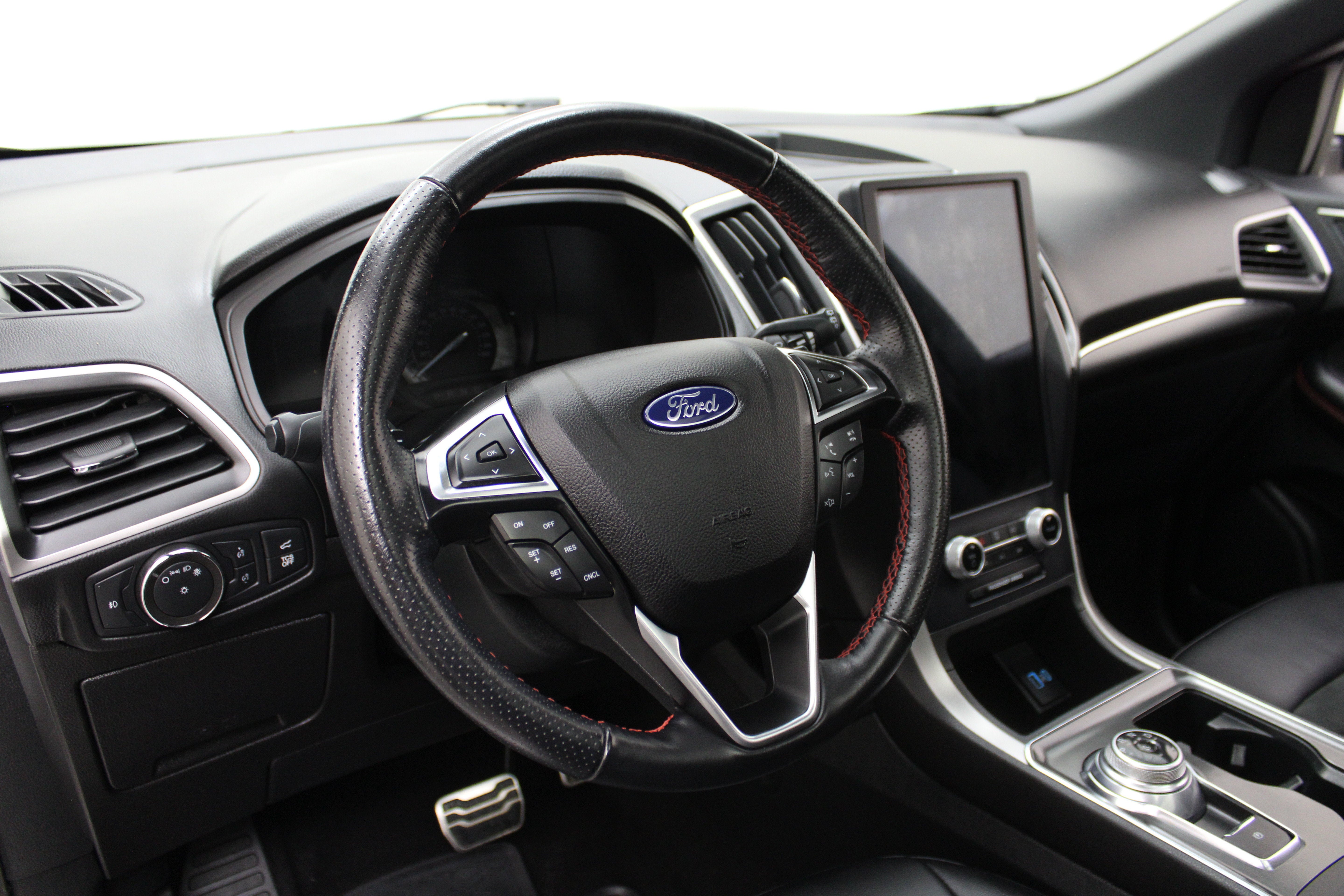 2022 Ford Edge ST-Line