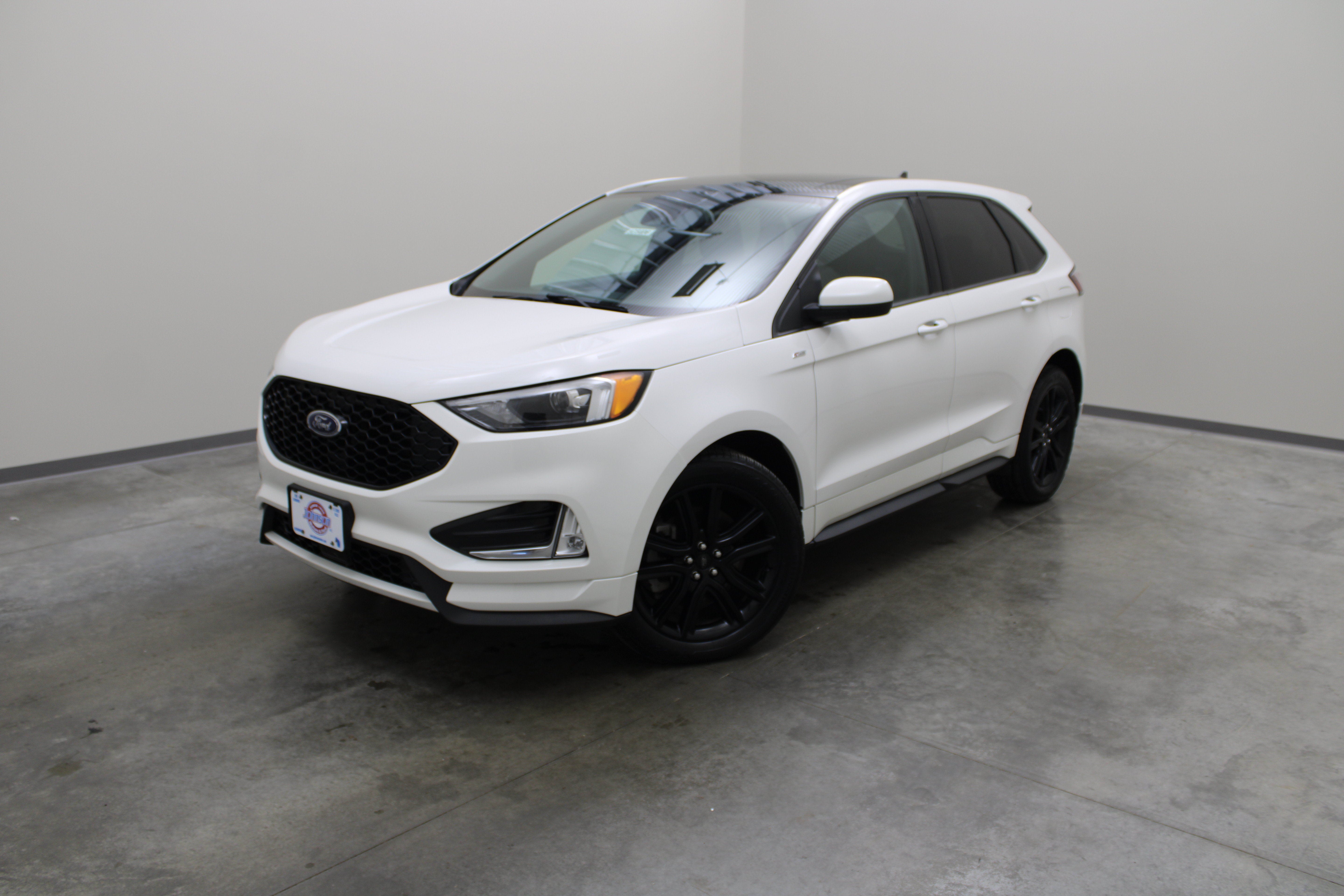 2022 Ford Edge ST-Line