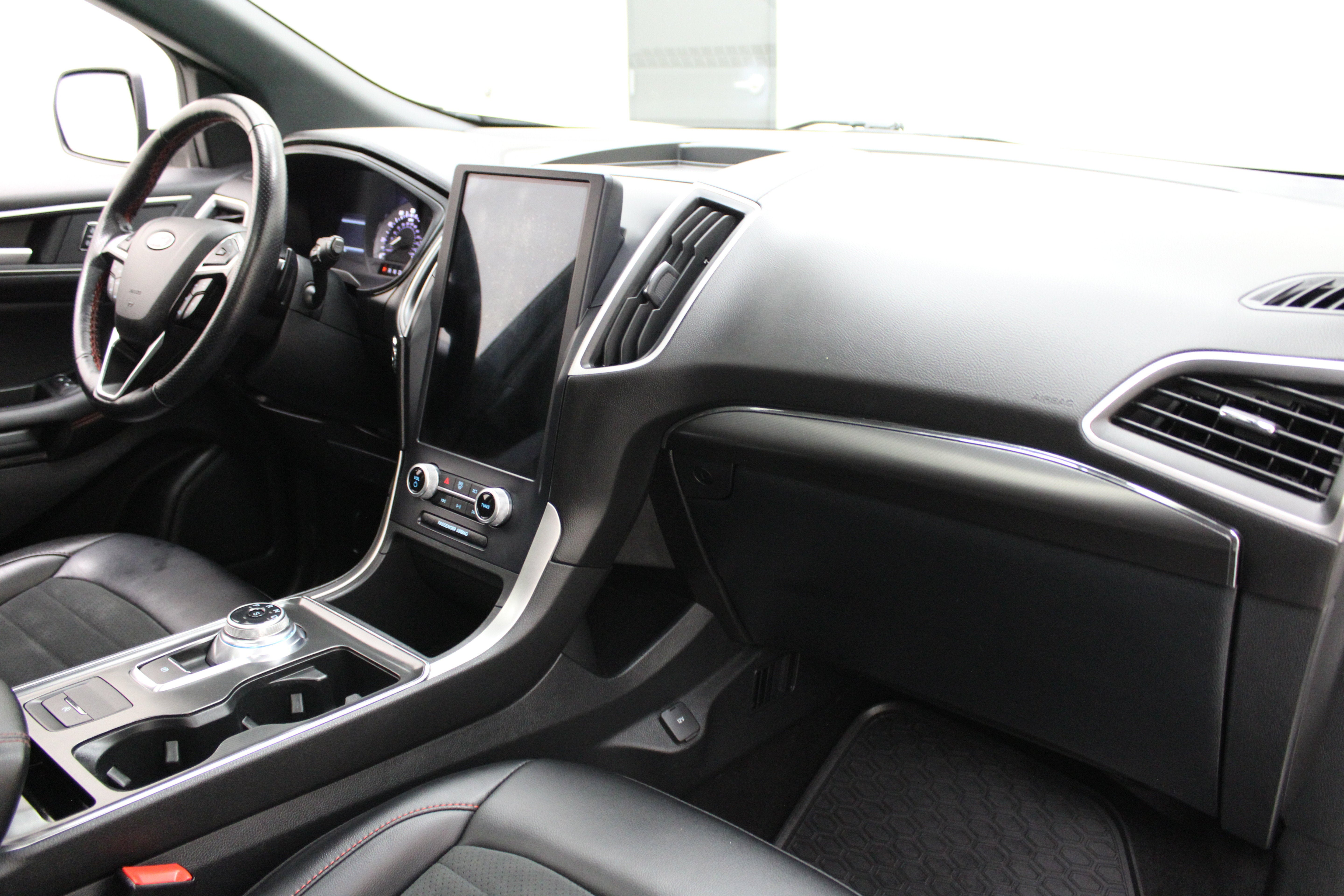 2022 Ford Edge ST-Line