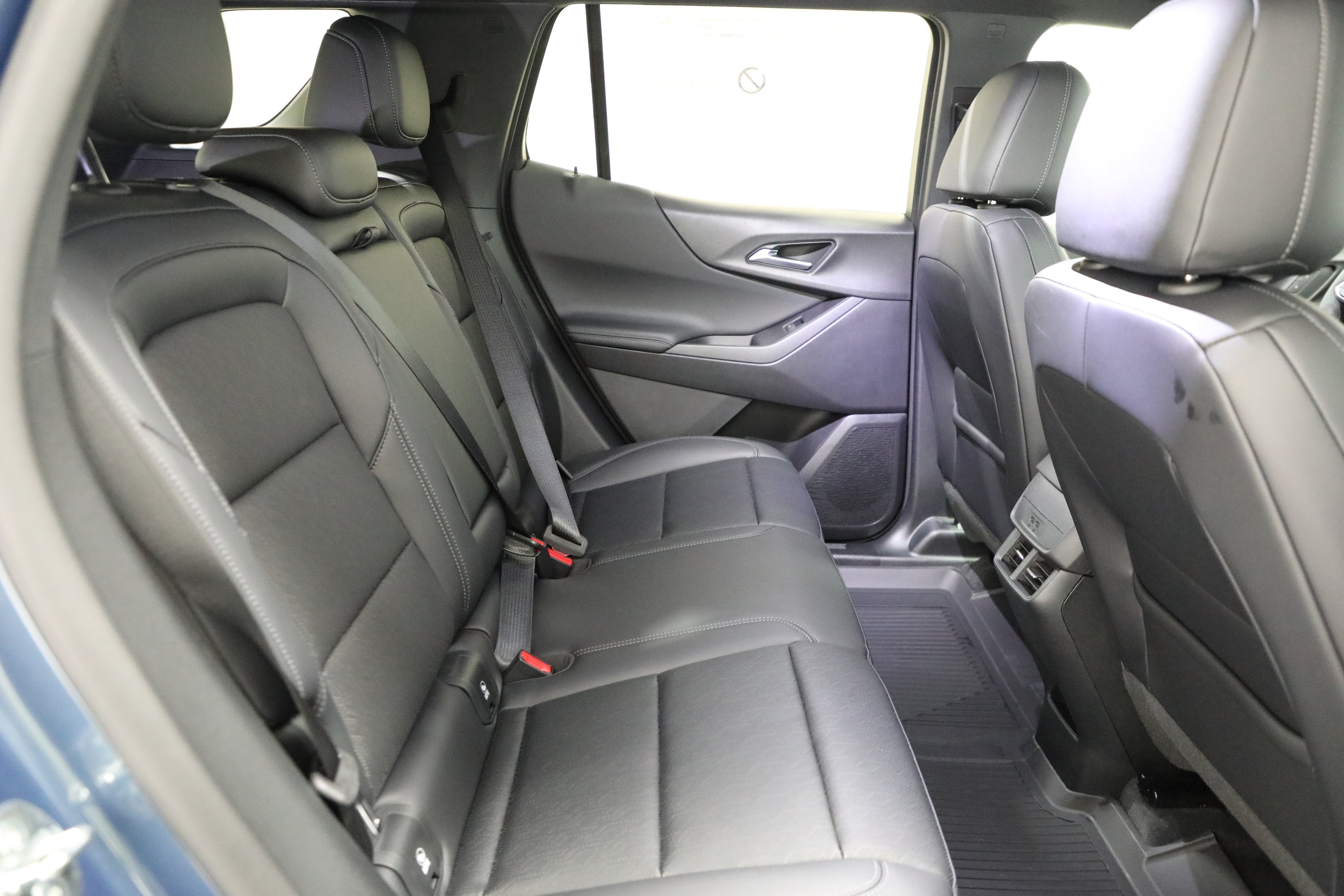 2027 Chevrolet Equinox AWD LT