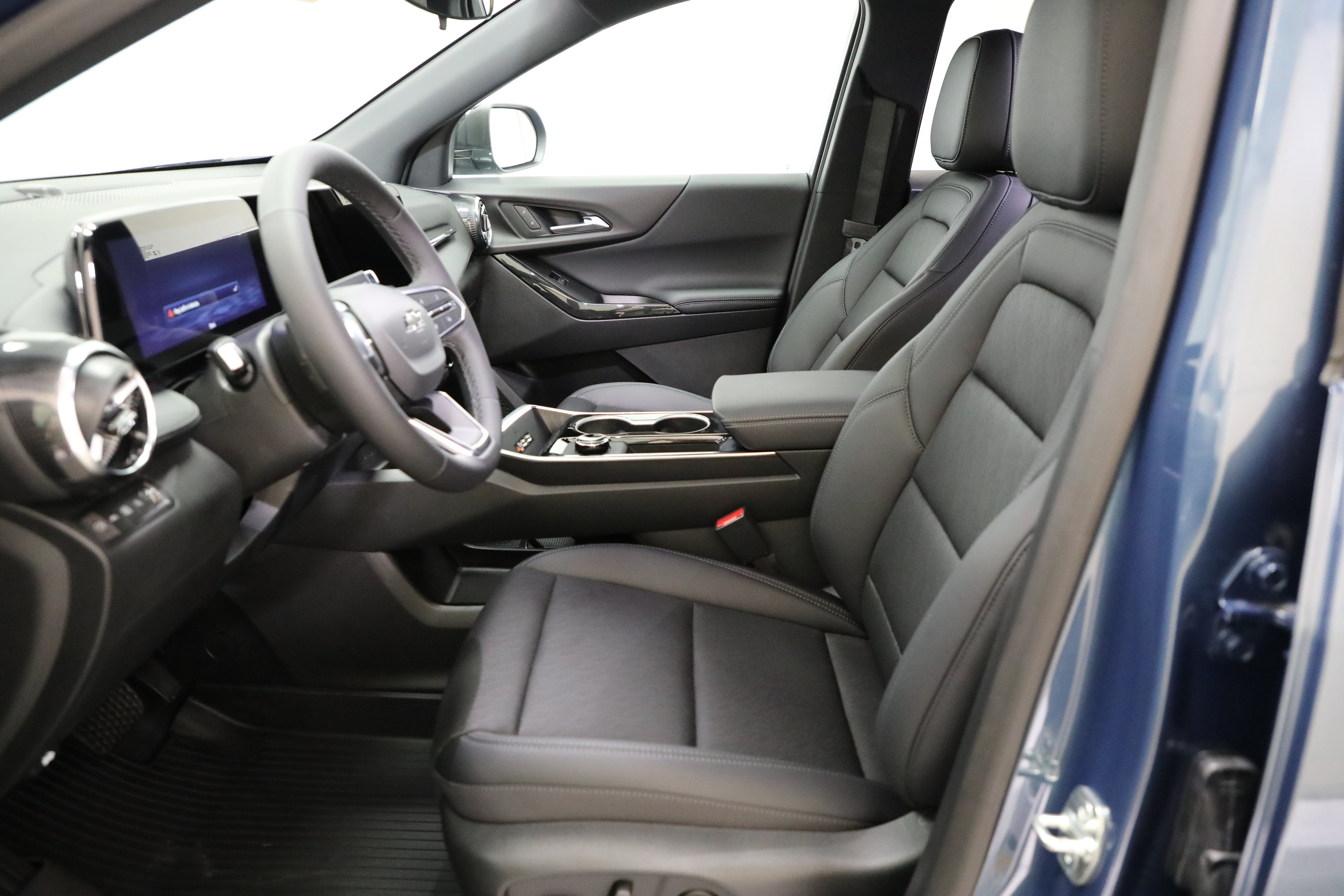 2027 Chevrolet Equinox AWD LT