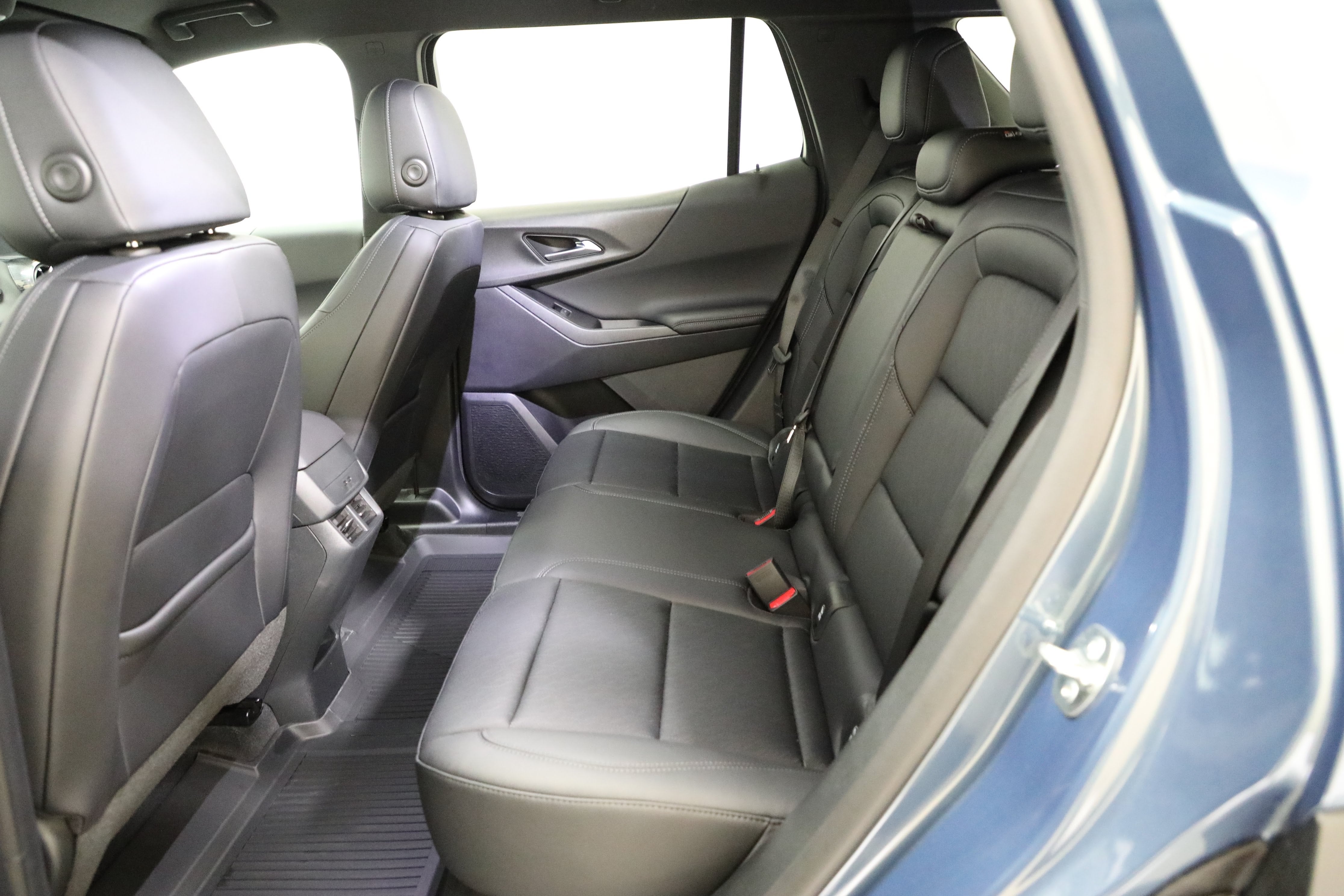 2027 Chevrolet Equinox AWD LT