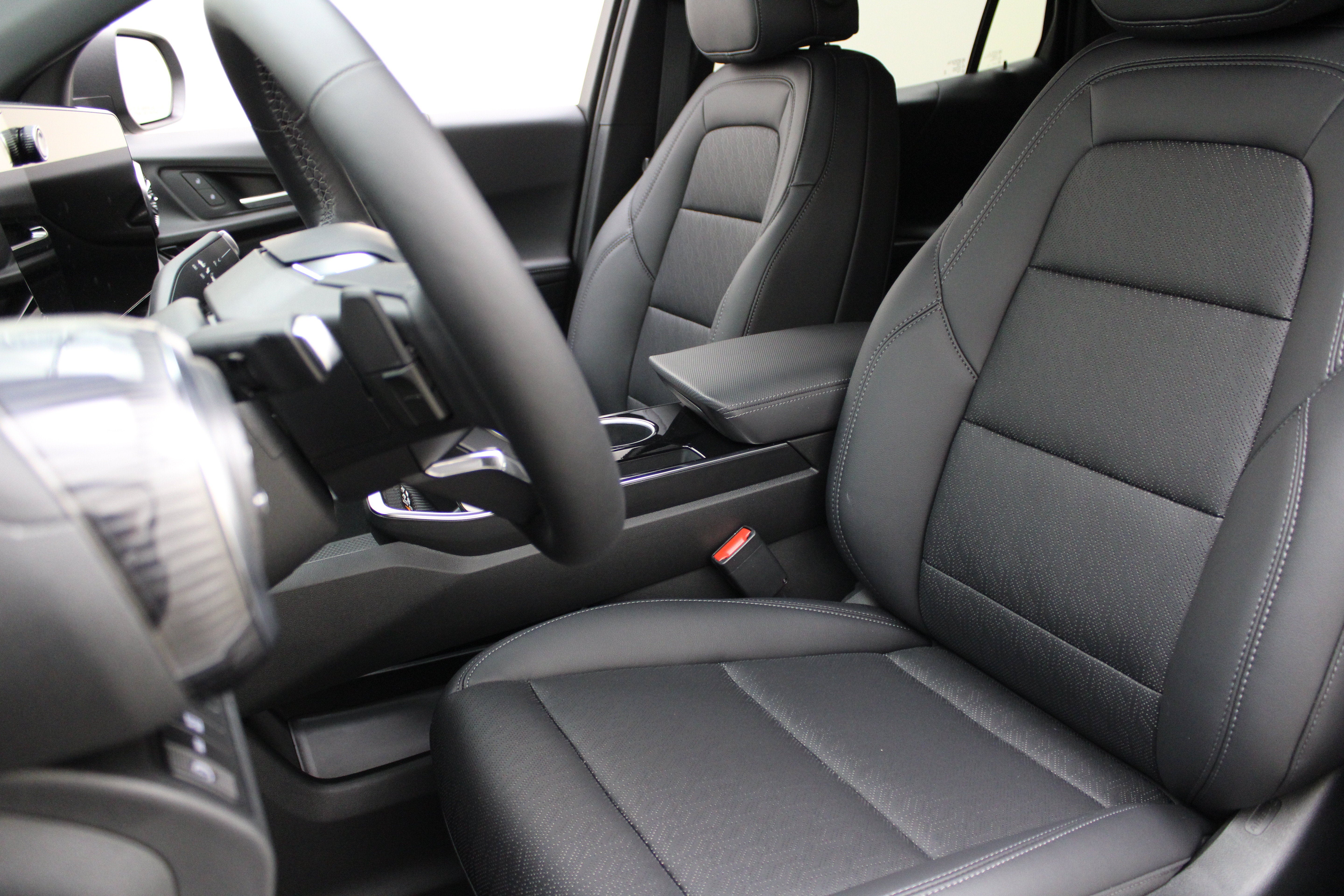 2027 Chevrolet Equinox AWD LT