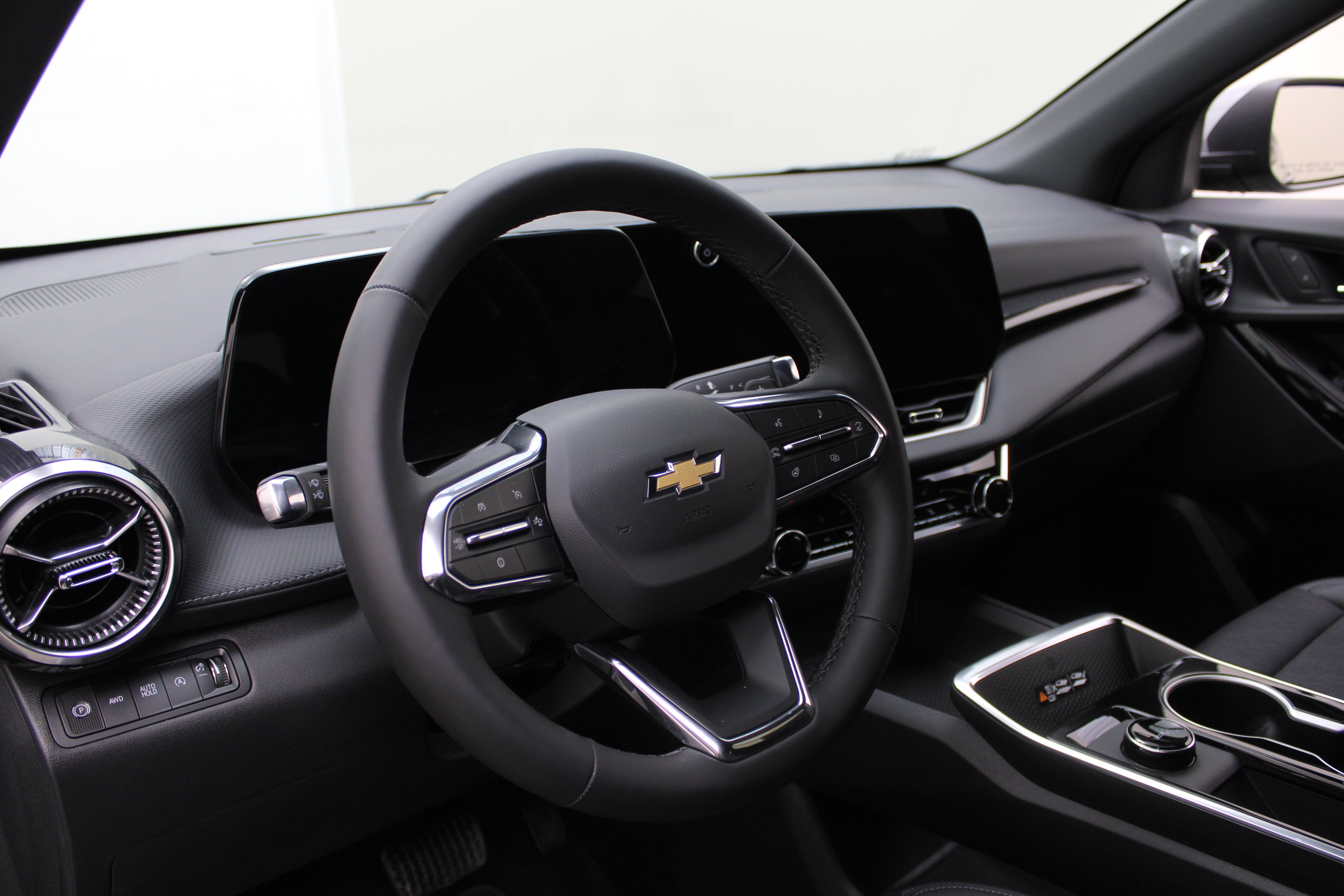 2027 Chevrolet Equinox AWD LT