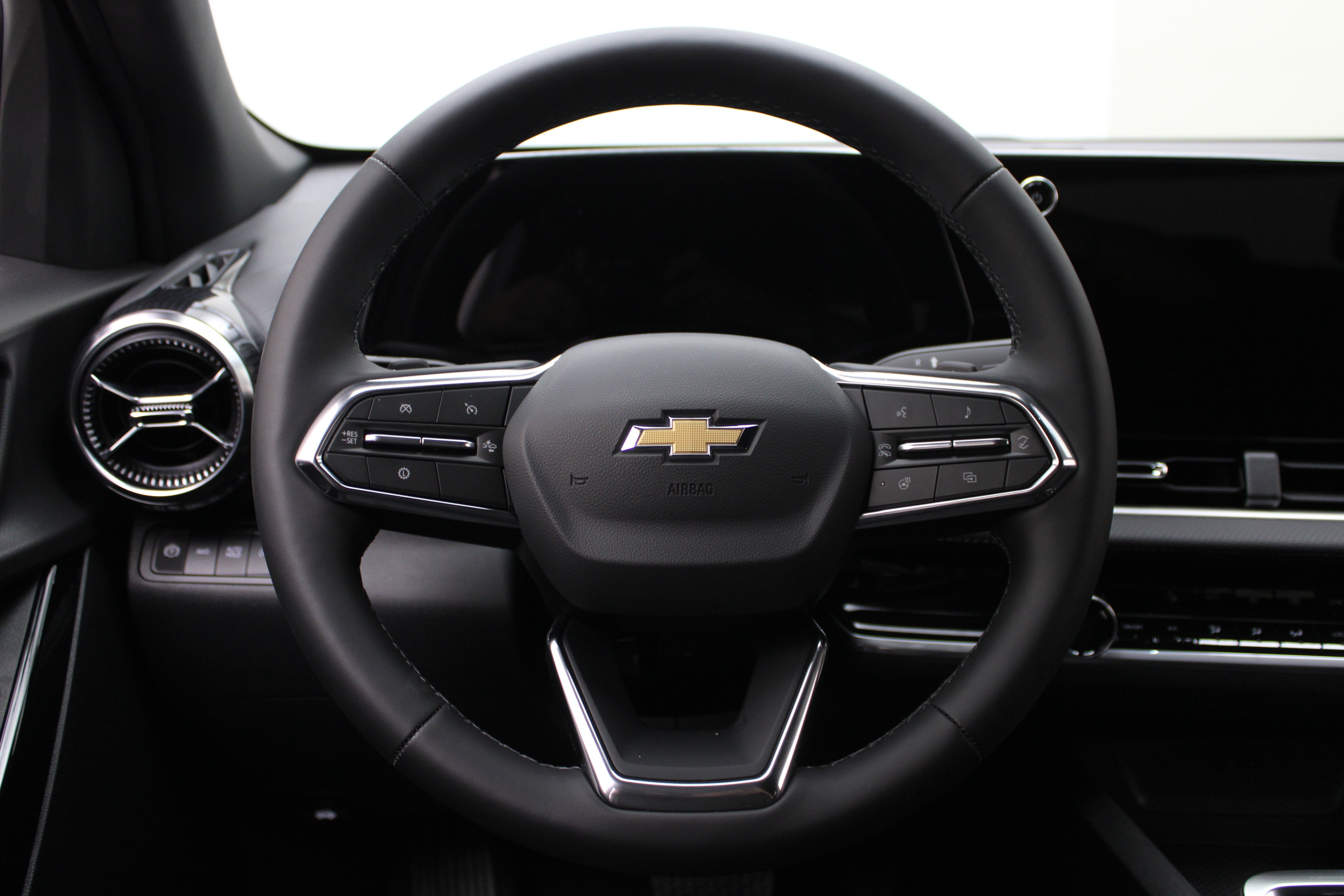 2027 Chevrolet Equinox AWD LT