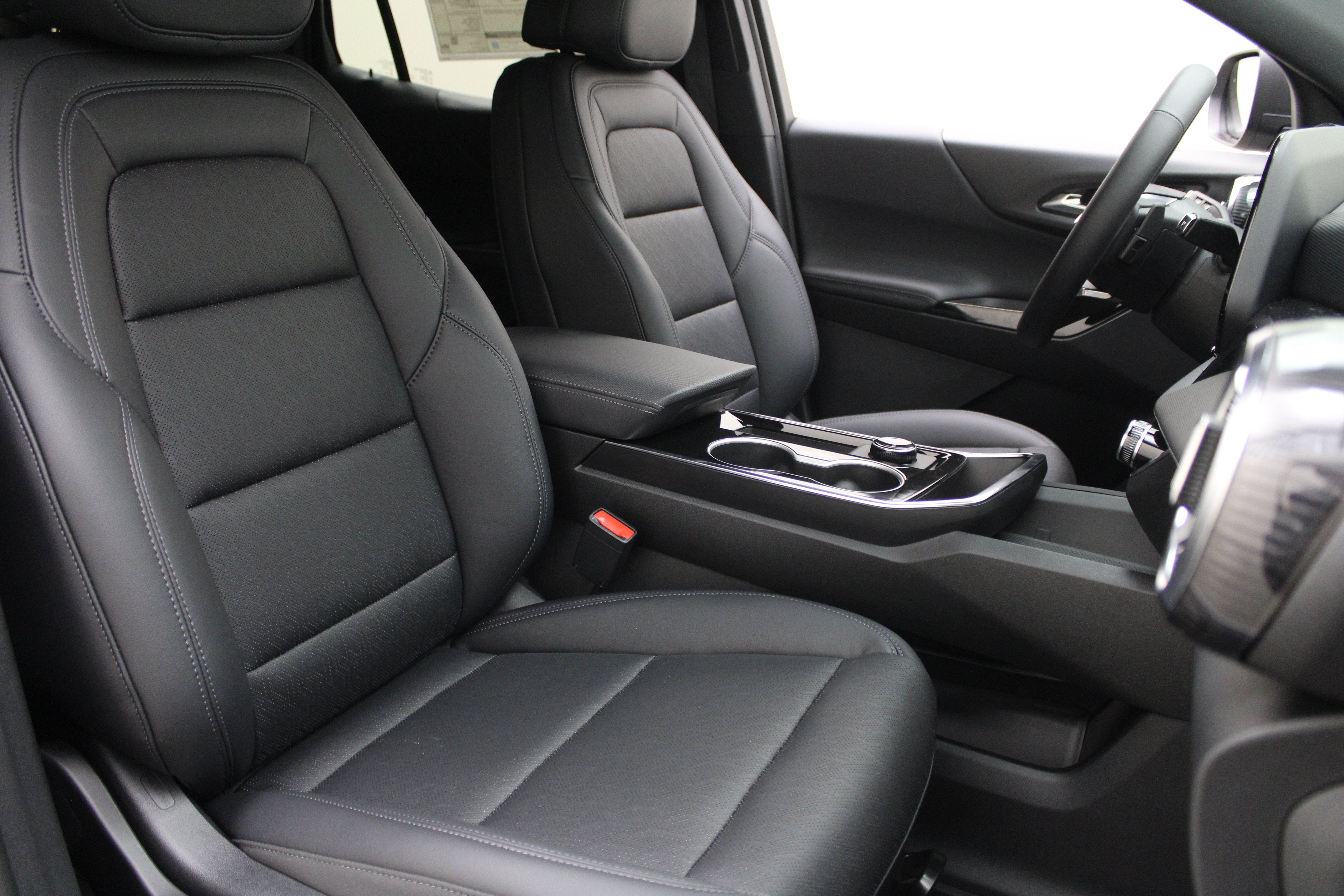 2027 Chevrolet Equinox AWD LT