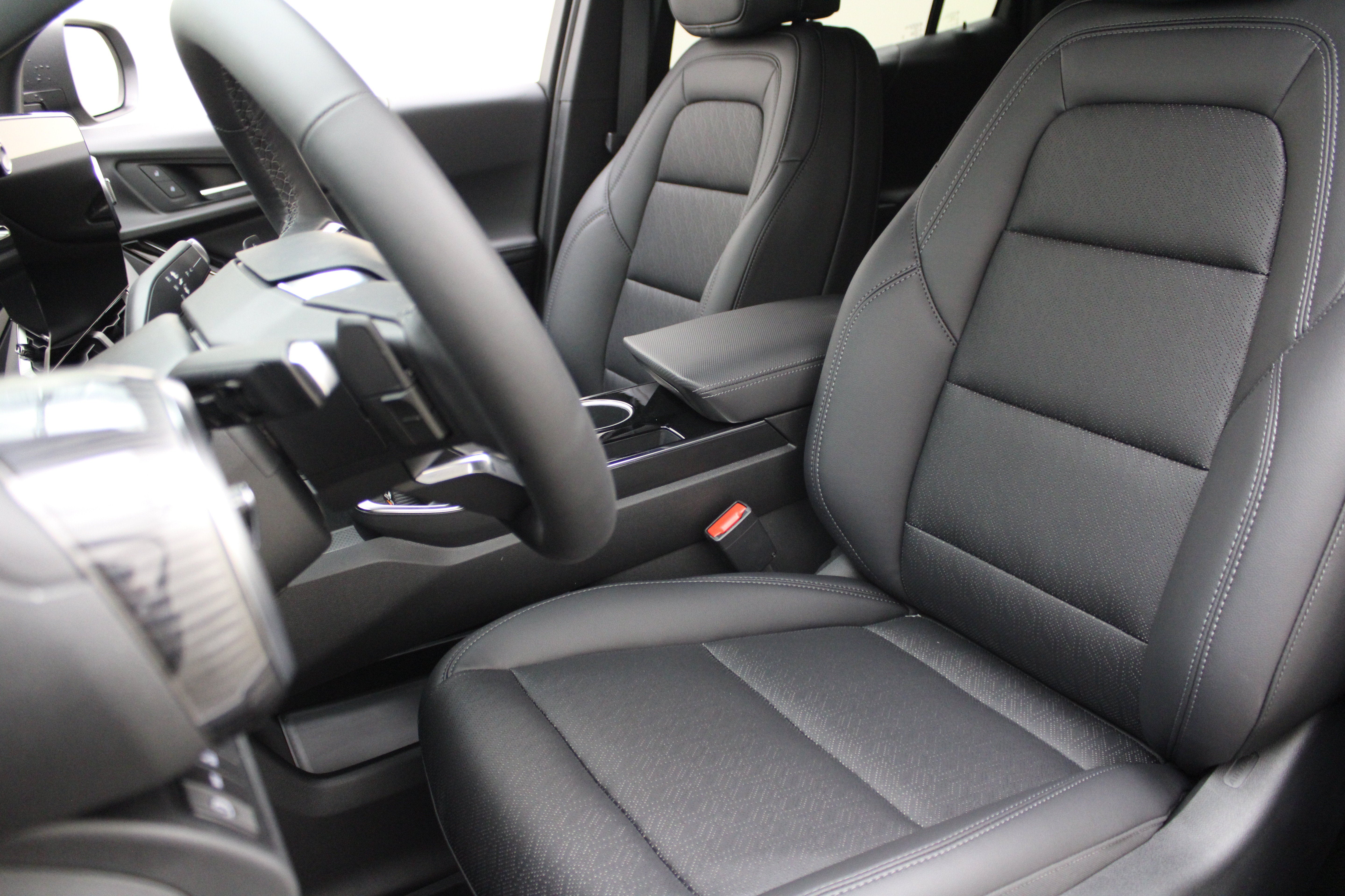 2027 Chevrolet Equinox AWD LT