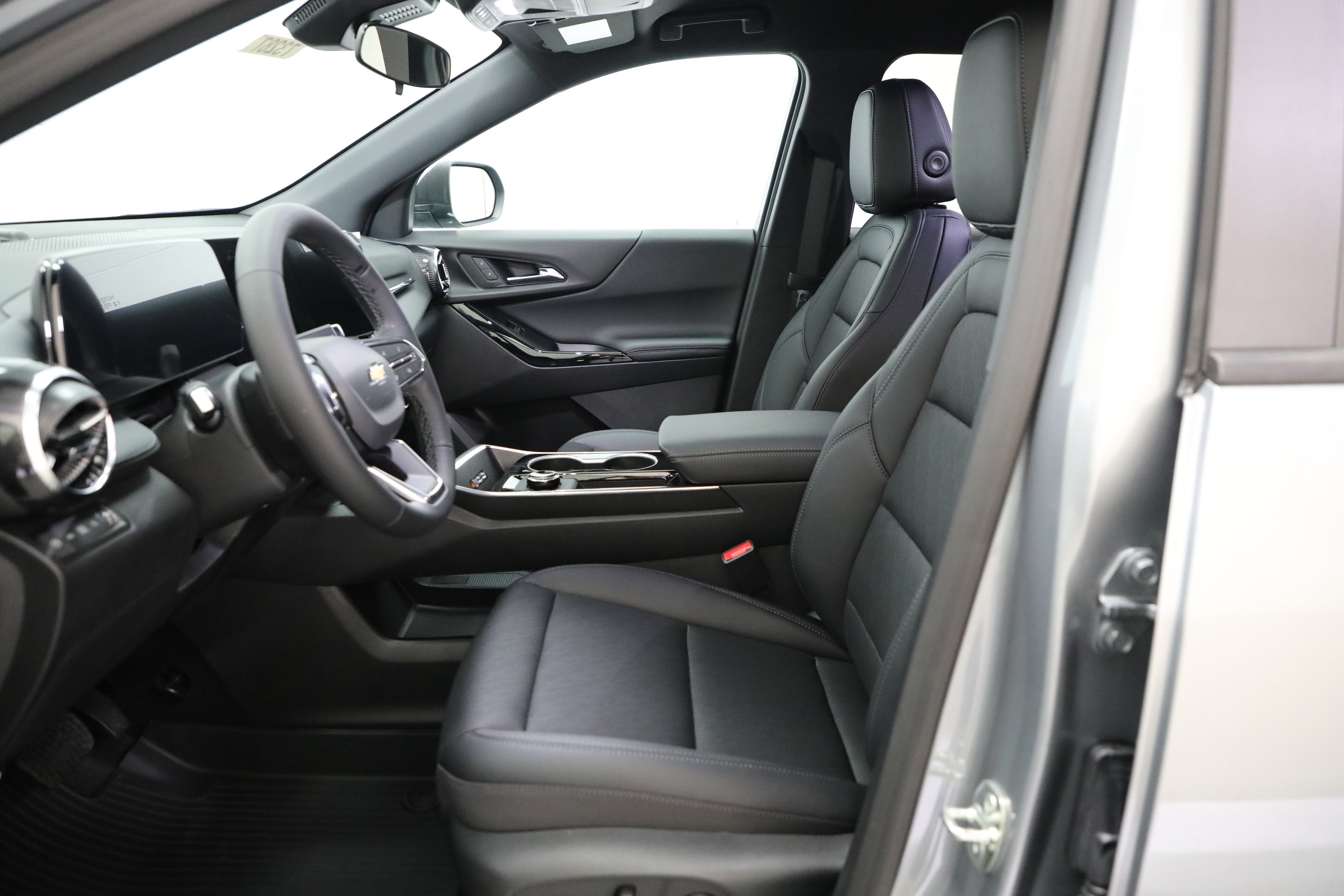 2027 Chevrolet Equinox AWD LT