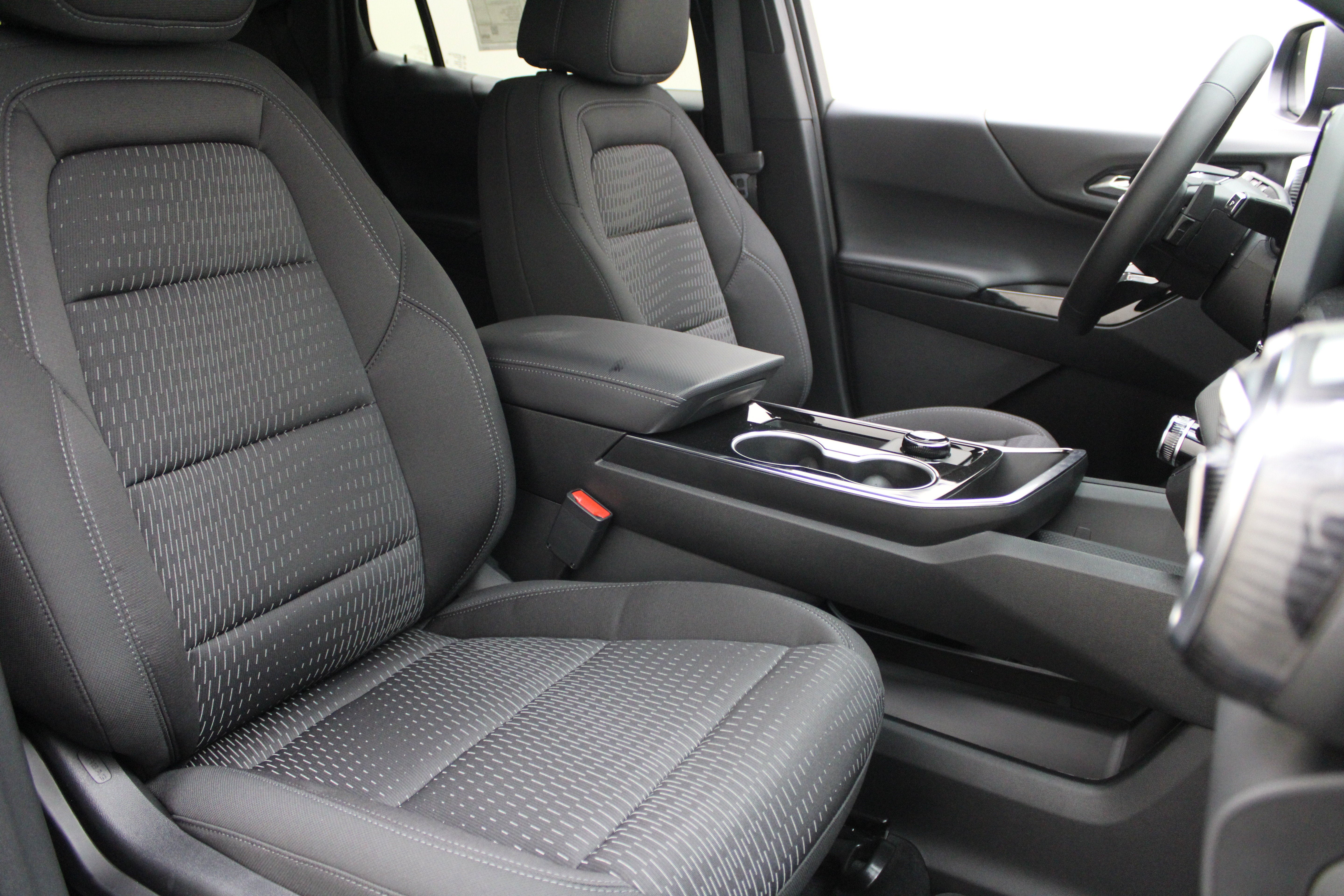 2027 Chevrolet Equinox AWD LT