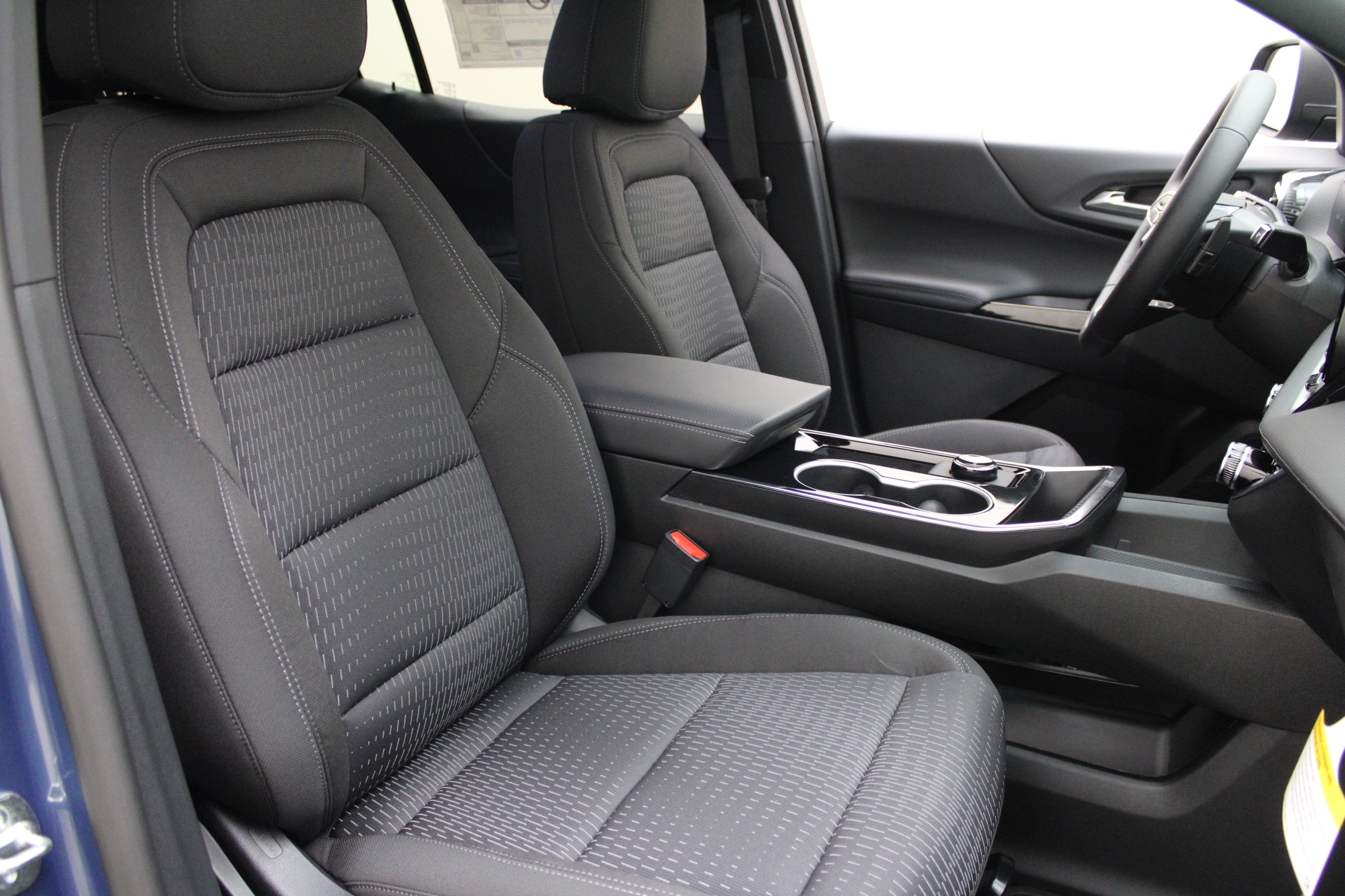 2027 Chevrolet Equinox AWD LT