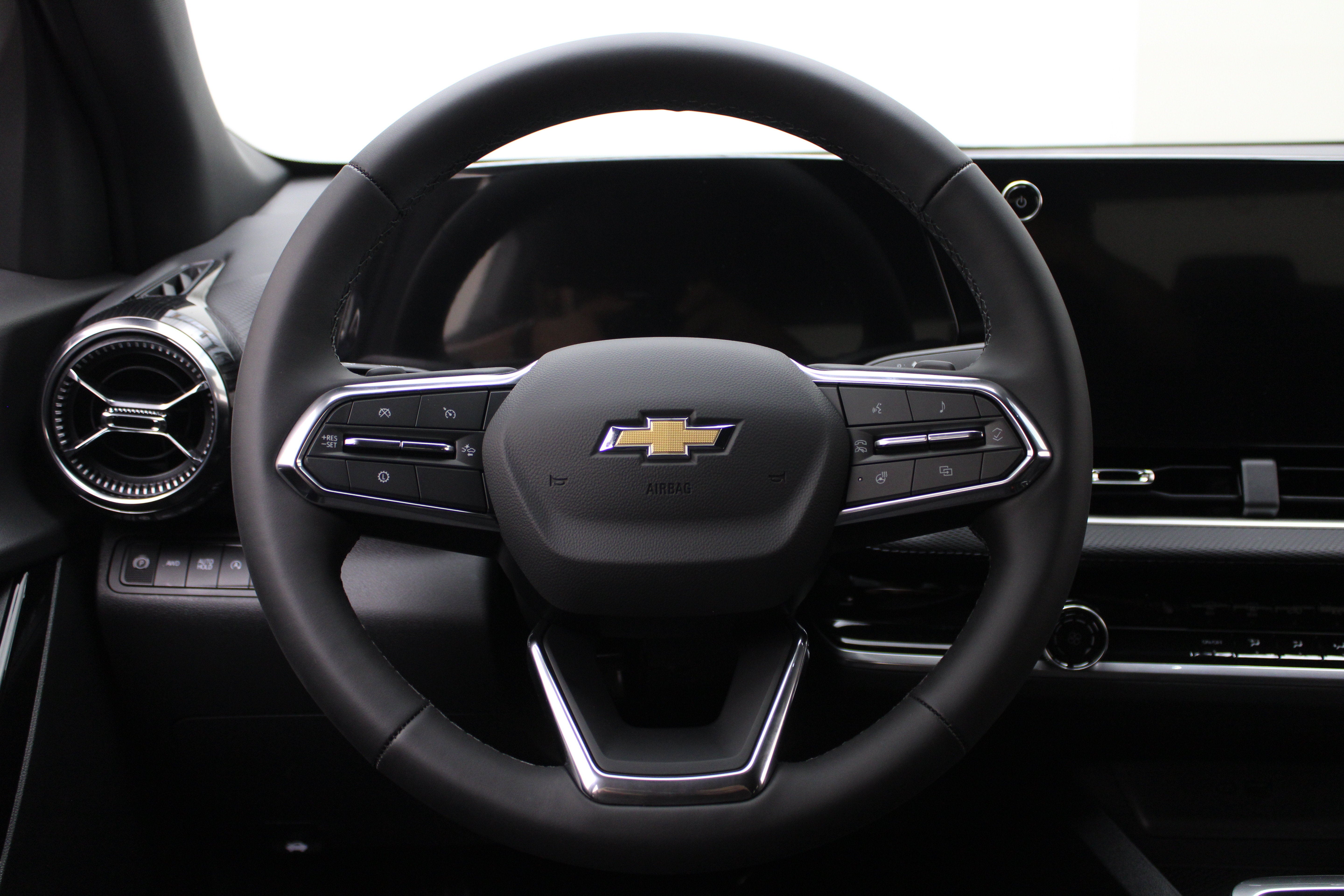 2027 Chevrolet Equinox AWD LT